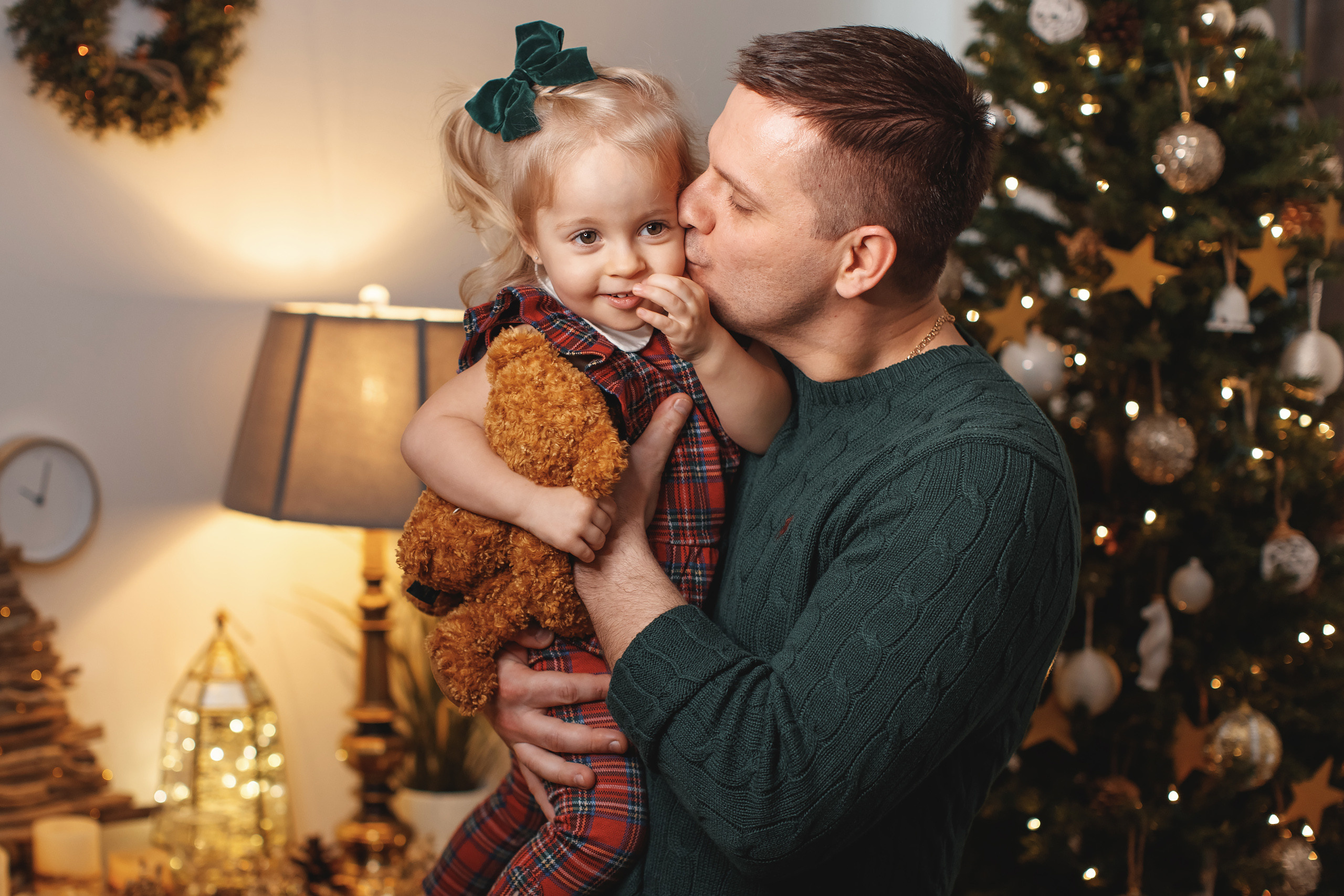 12132020 Christmas Family Photoshoot 20. Wedding family event photographer in Chicago Nick Yushevich