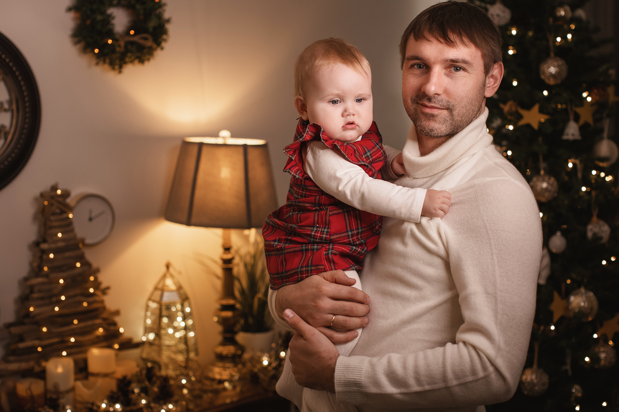 12.05.2020 Christmas Family Photoshoot 11. Wedding family event photographer in Chicago Nick Yushevich