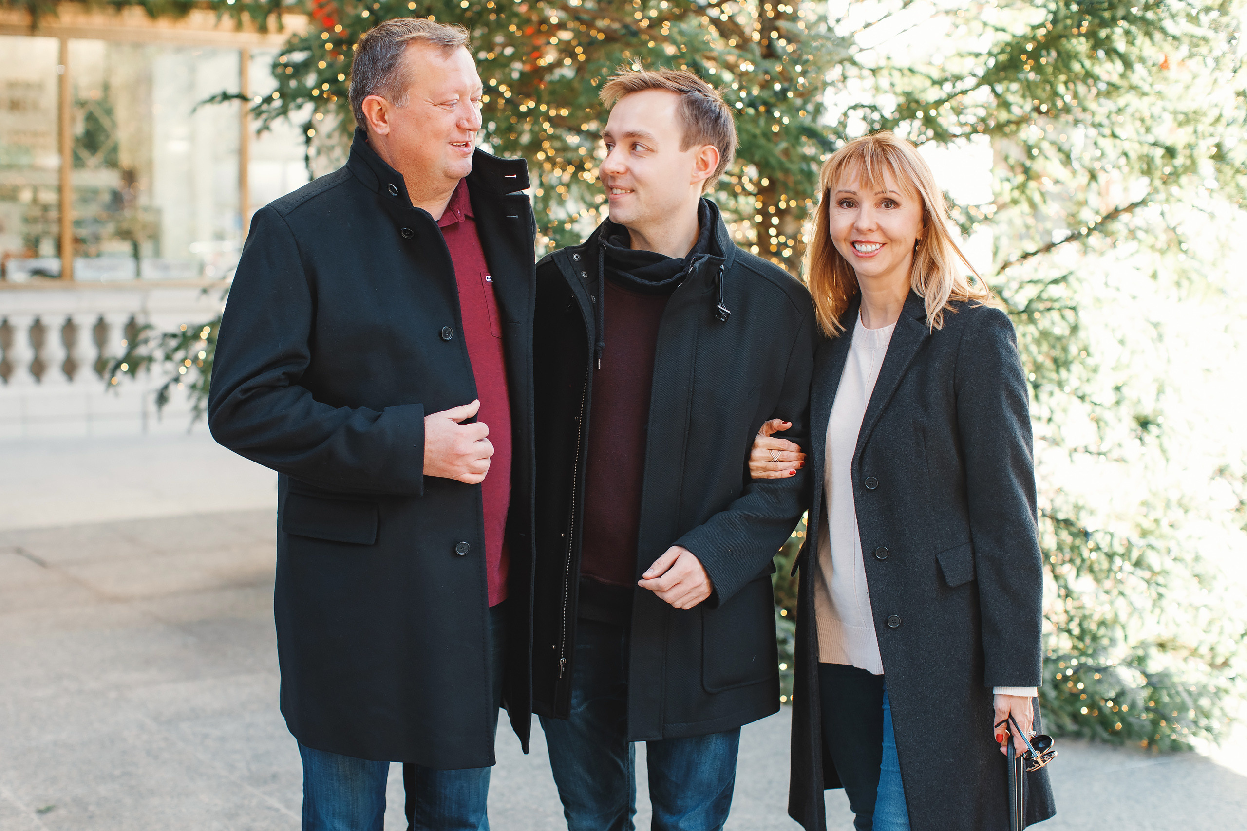 11.28.2020 Family Photoshoot. Wedding family event photographer in Chicago Nick Yushevich