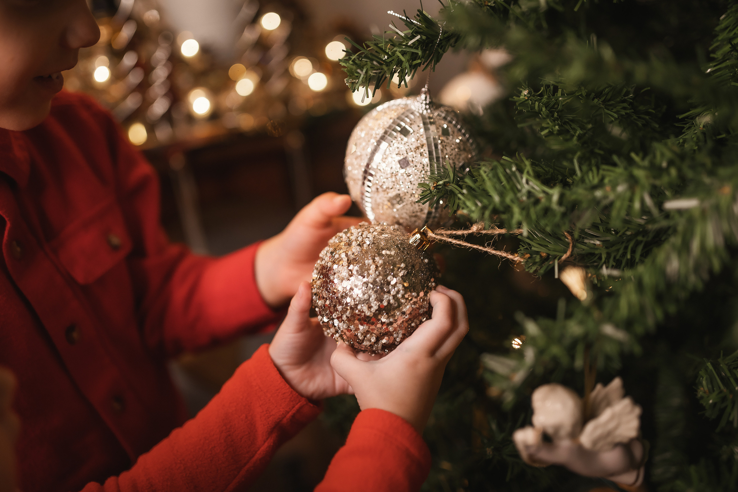 11.28.2020 Christmas Family Photoshoot 7. Wedding family event photographer in Chicago Nick Yushevich