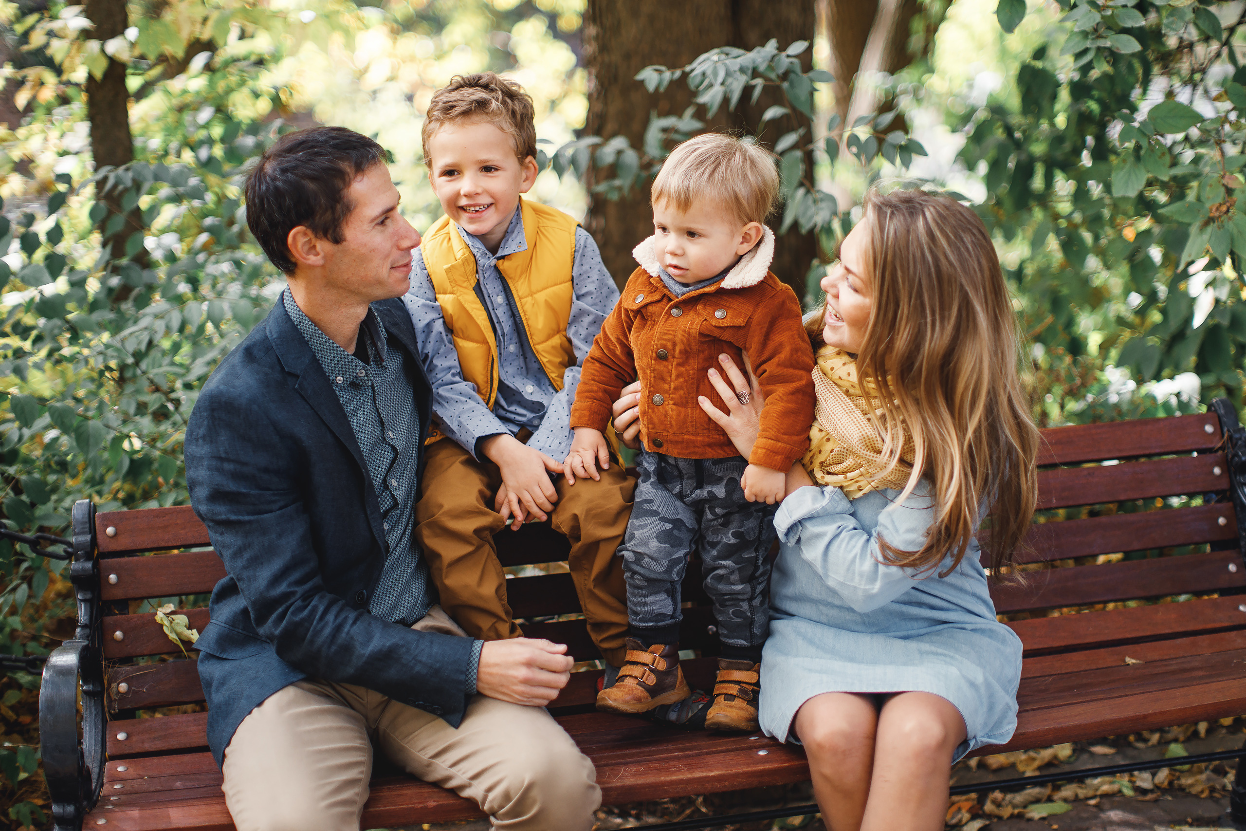 10.17.2020 Family photoshoot. Wedding family event photographer in Chicago Nick Yushevich