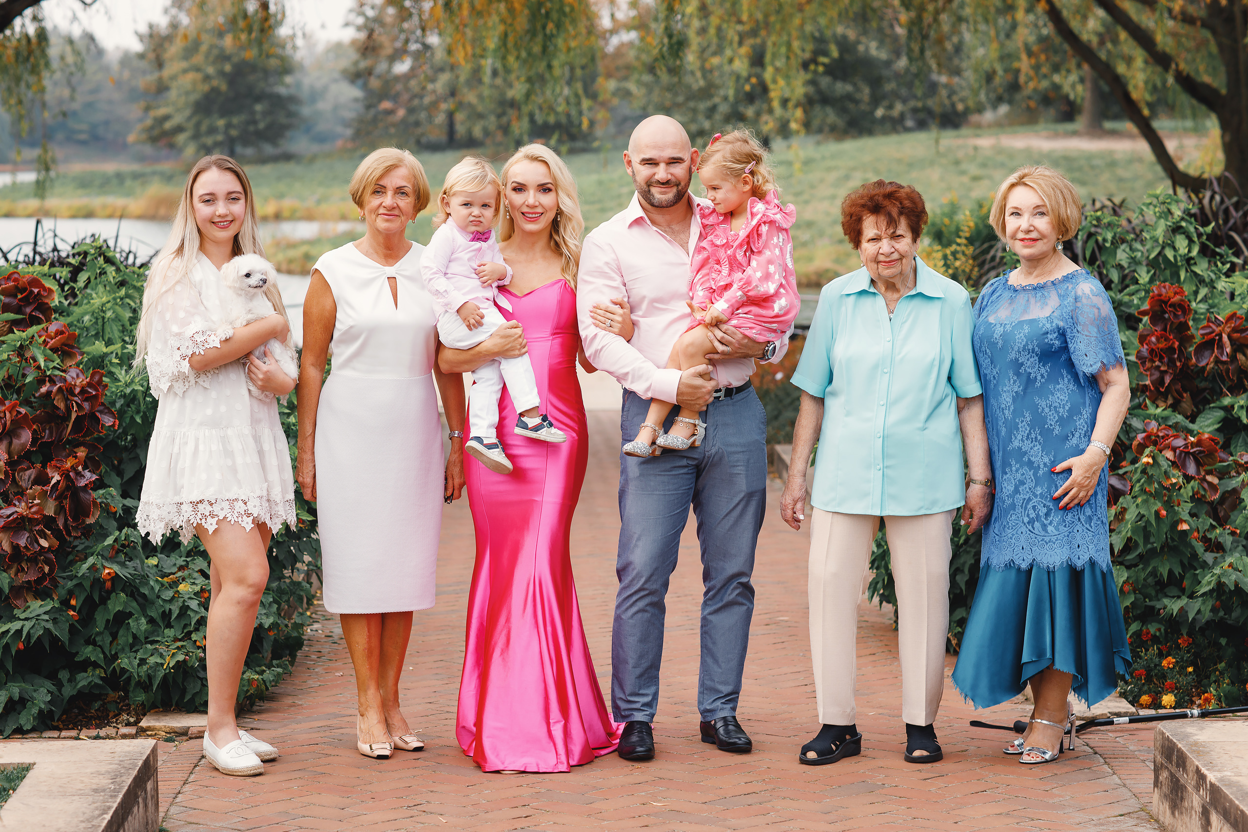 10.09.2020 Family photoshoot. Wedding family event photographer in Chicago Nick Yushevich