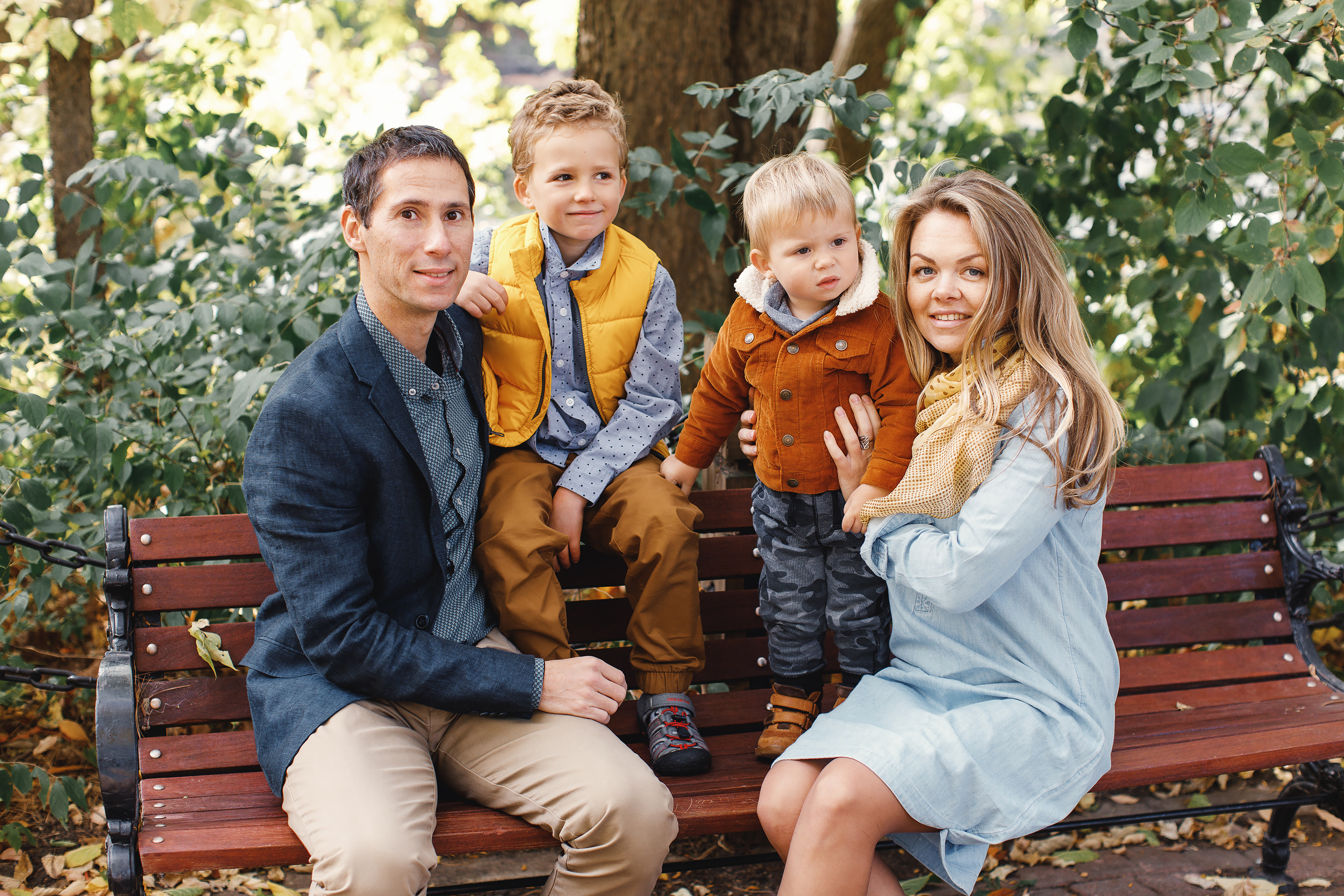 10.17.2020 Family photoshoot. Wedding family event photographer in Chicago Nick Yushevich