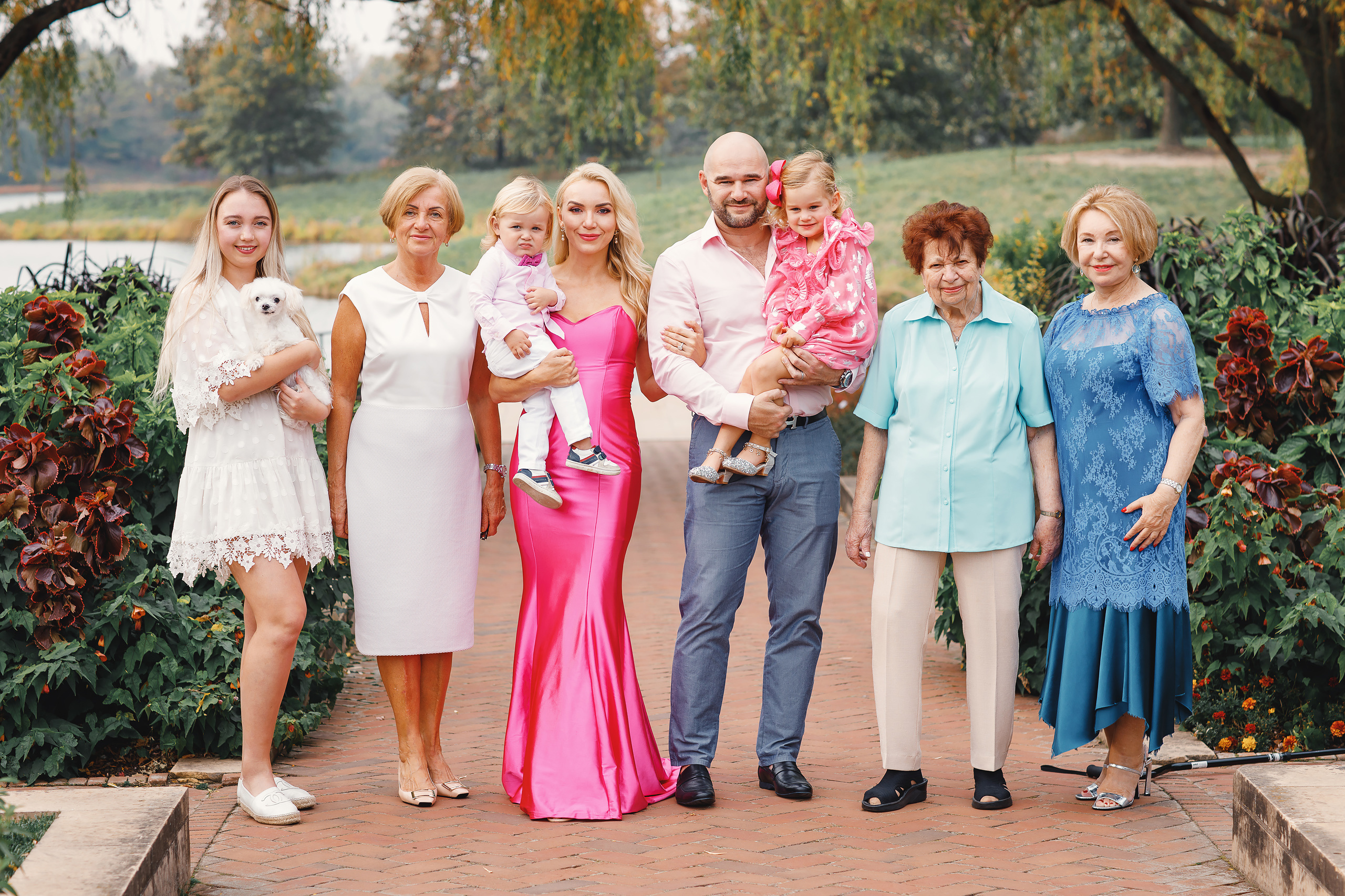 10.09.2020 Family photoshoot. Wedding family event photographer in Chicago Nick Yushevich