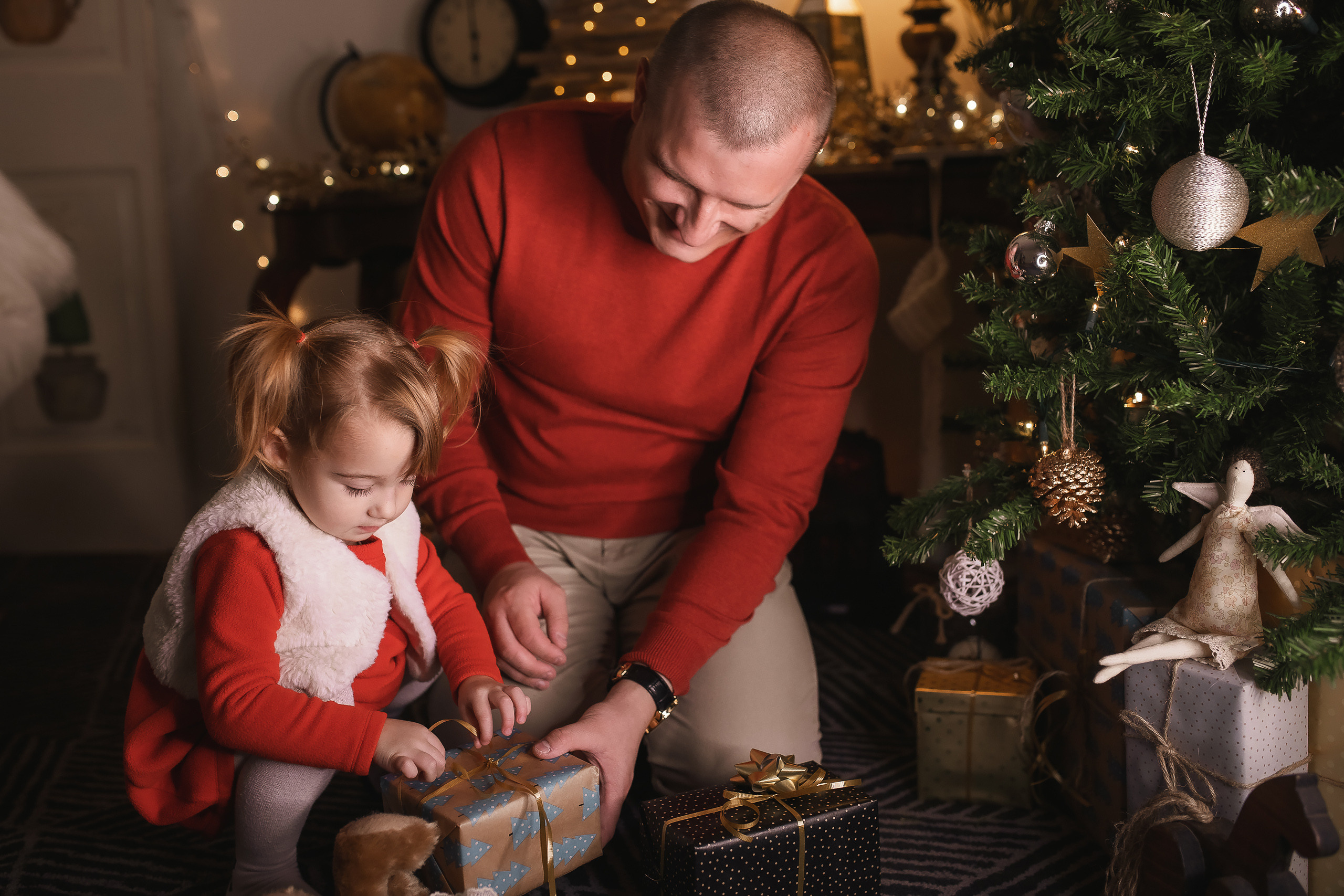 11.28.2020 Christmas Family Photoshoot 7. Wedding family event photographer in Chicago Nick Yushevich