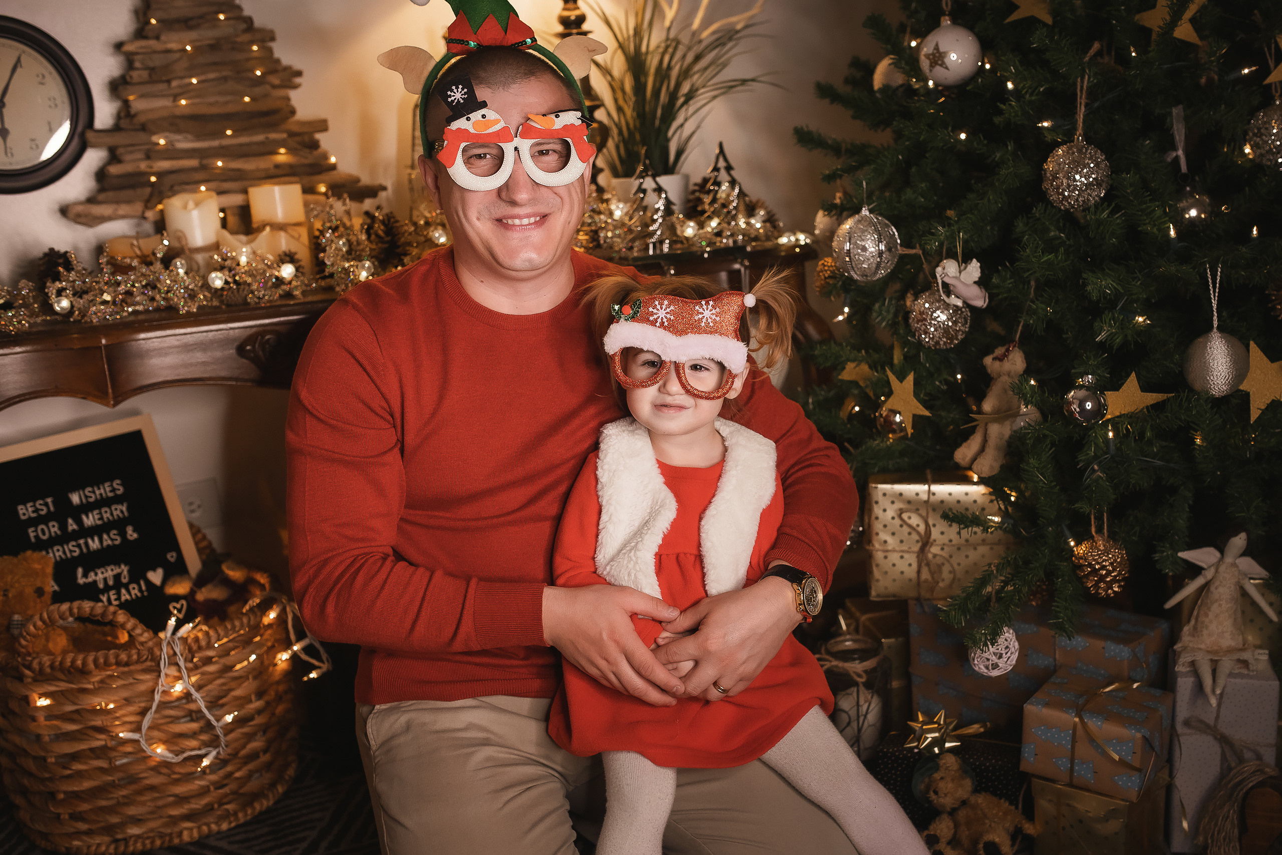 11.28.2020 Christmas Family Photoshoot 7. Wedding family event photographer in Chicago Nick Yushevich