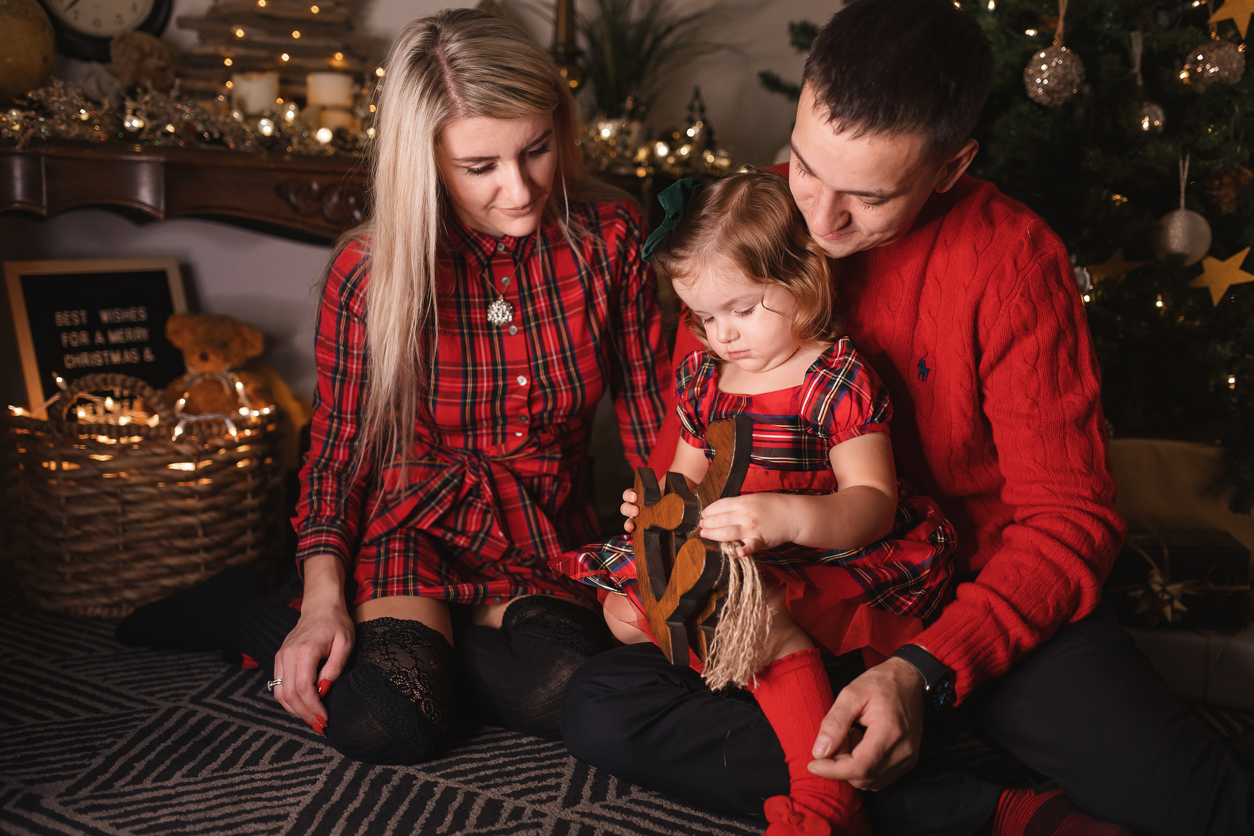 12.06.2020 Christmas Family Photoshoot 17. Wedding family event photographer in Chicago Nick Yushevich