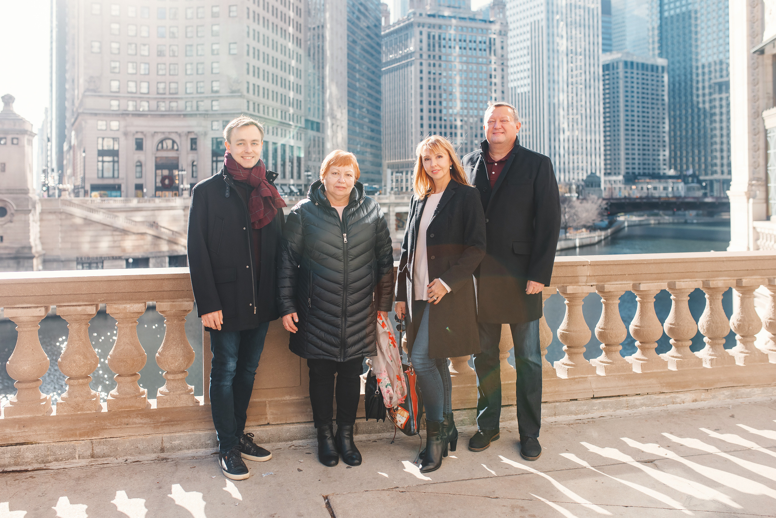 11.28.2020 Family Photoshoot. Wedding family event photographer in Chicago Nick Yushevich