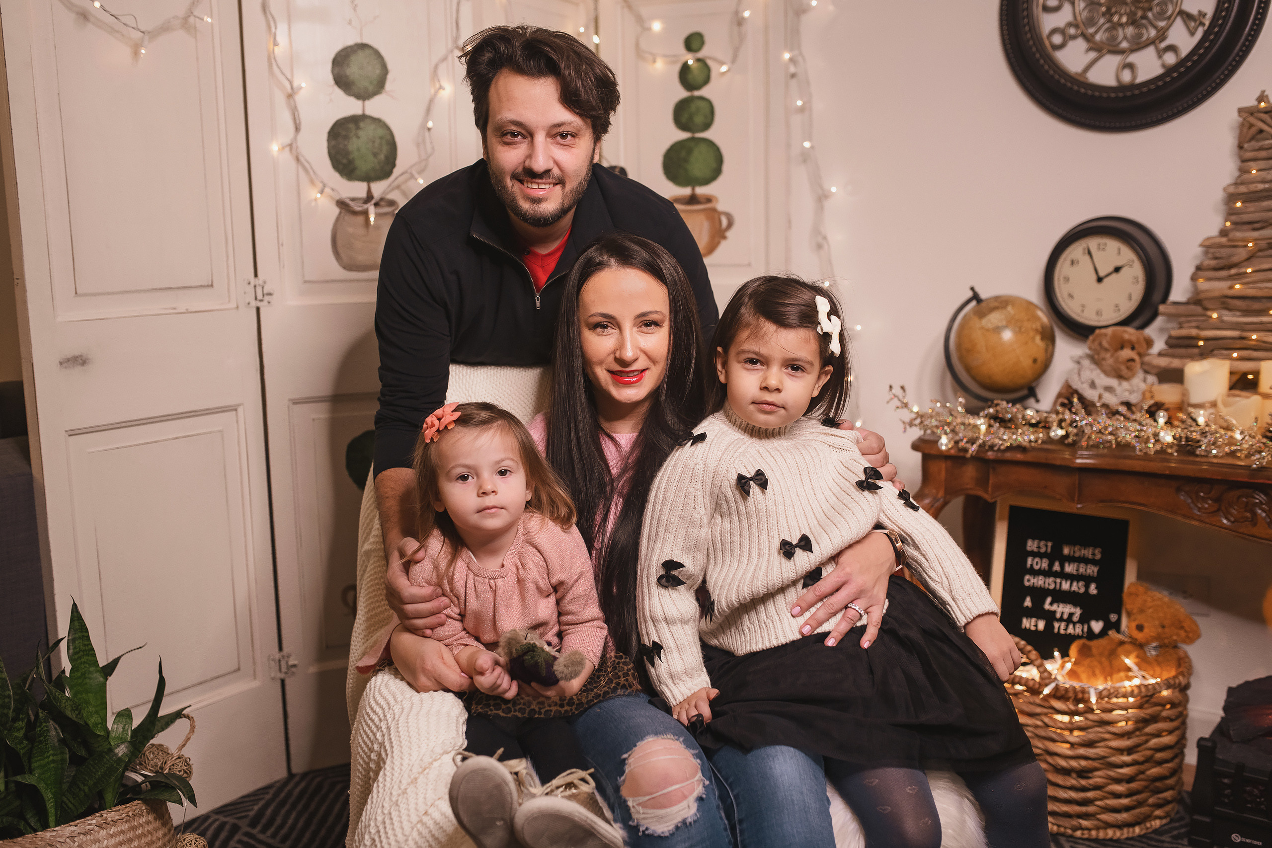 12.06.2020 Christmas Family Photoshoot 18. Wedding family event photographer in Chicago Nick Yushevich