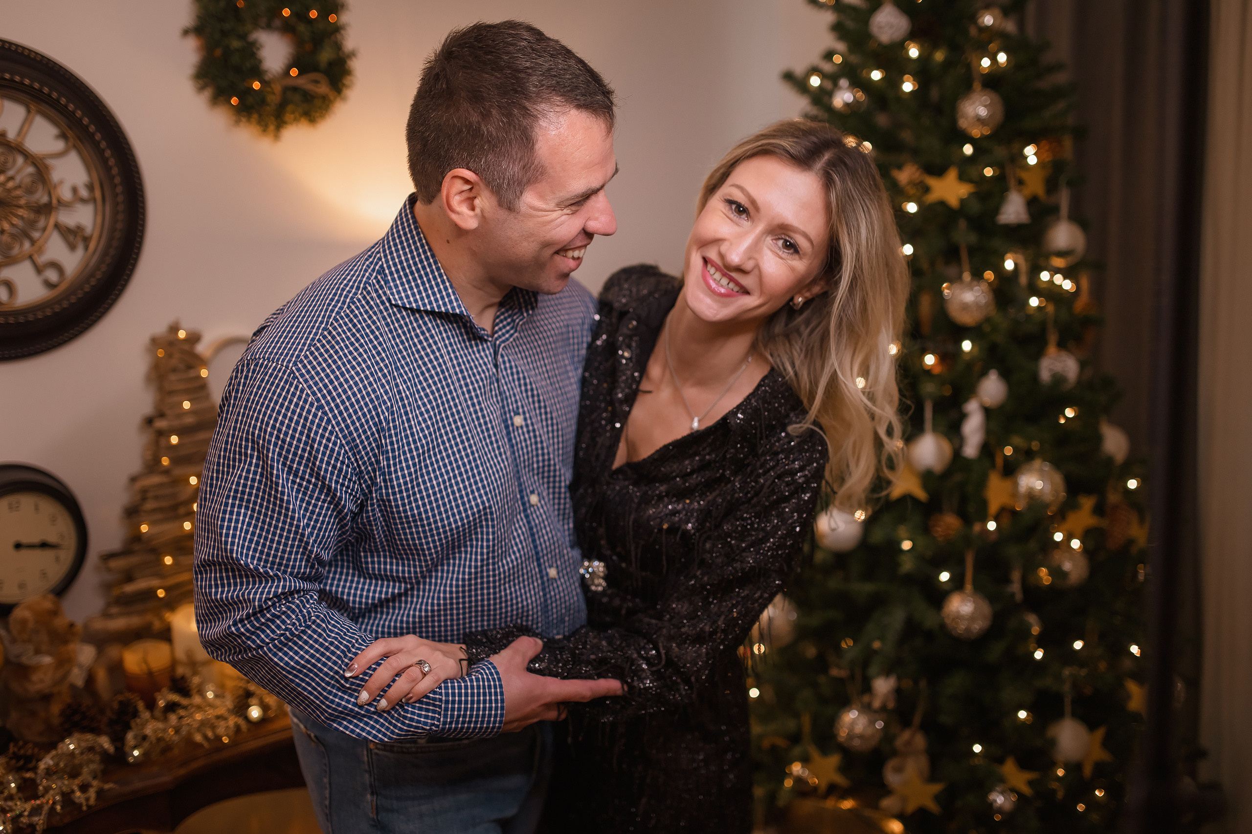 12.05.2020 Christmas Family Photoshoot 13. Wedding family event photographer in Chicago Nick Yushevich