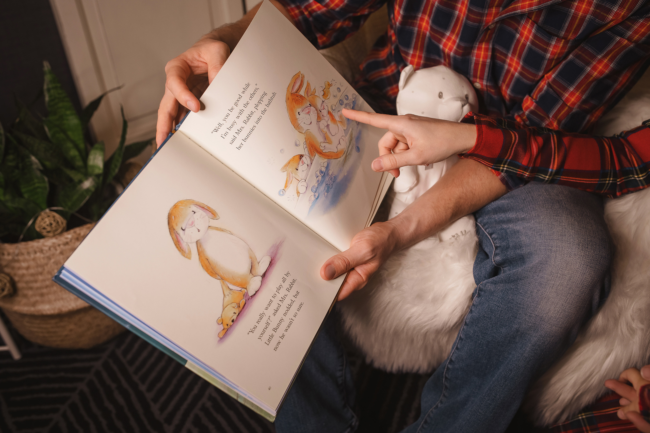 12.05.2020 Christmas Family Photoshoot 14. Wedding family event photographer in Chicago Nick Yushevich