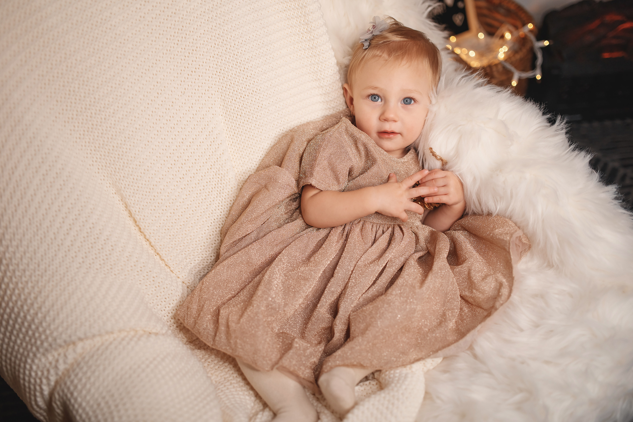 12.13.2020 Christmas Family Photoshoot 23. Wedding family event photographer in Chicago Nick Yushevich