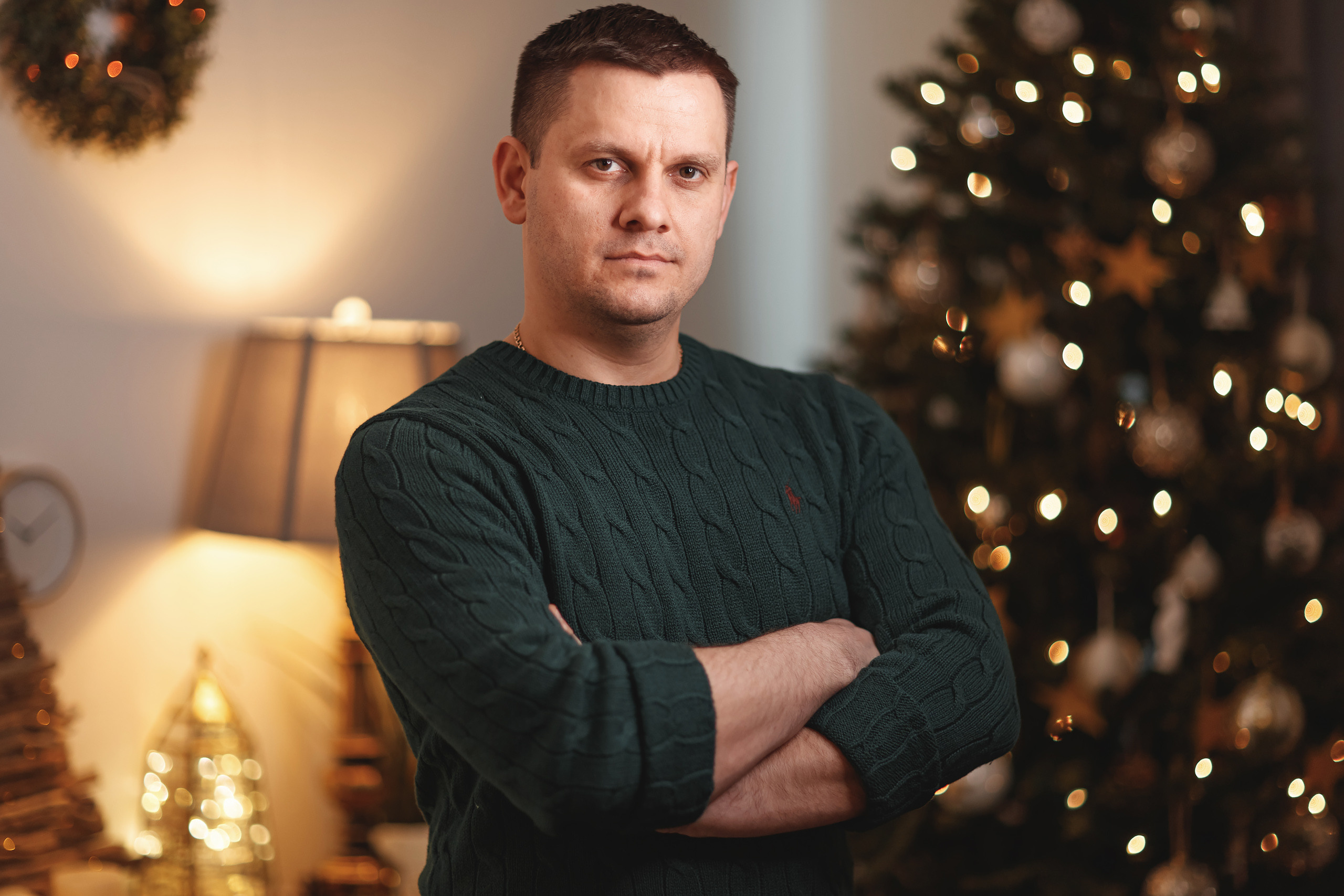 12132020 Christmas Family Photoshoot 20. Wedding family event photographer in Chicago Nick Yushevich