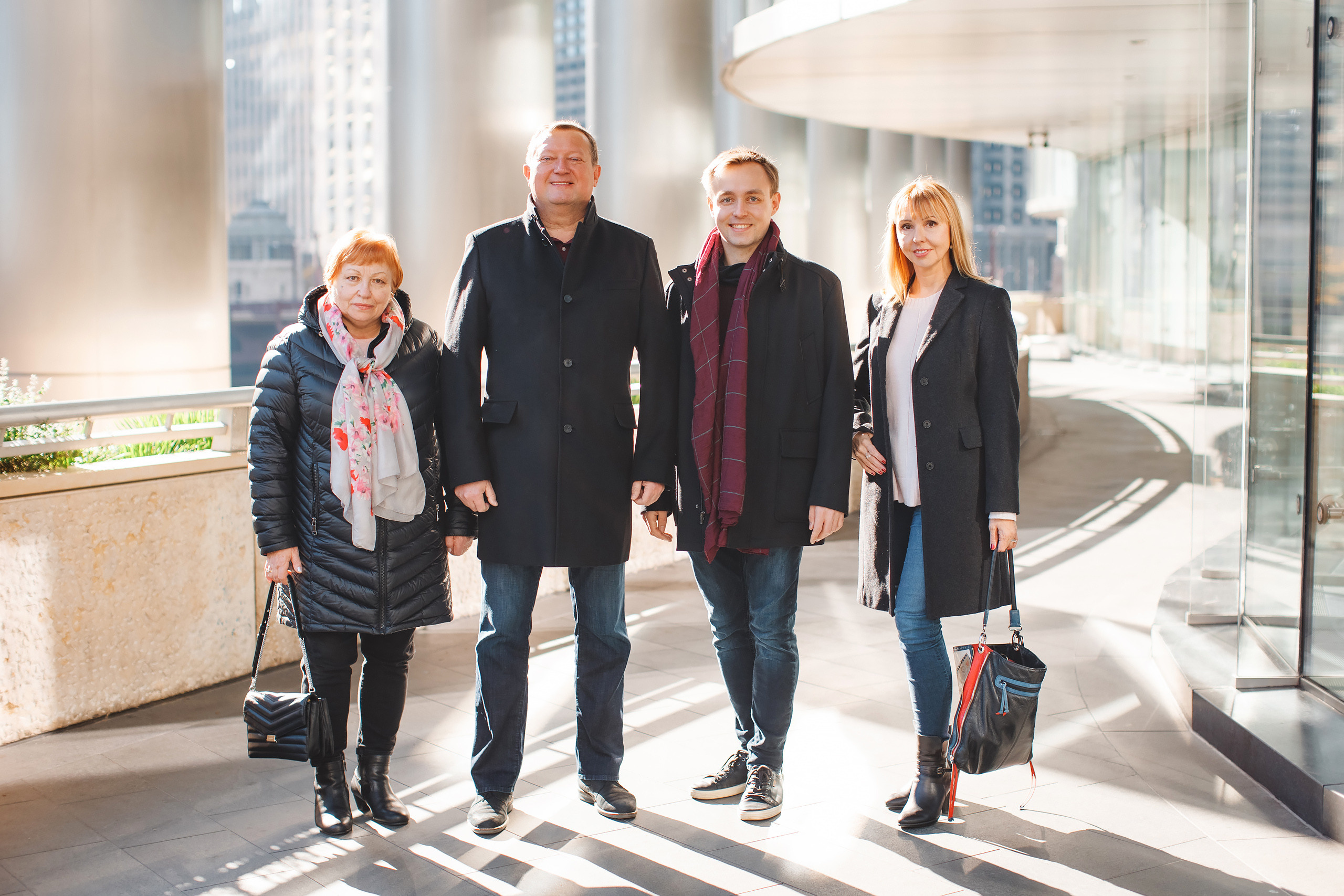 11.28.2020 Family Photoshoot. Wedding family event photographer in Chicago Nick Yushevich