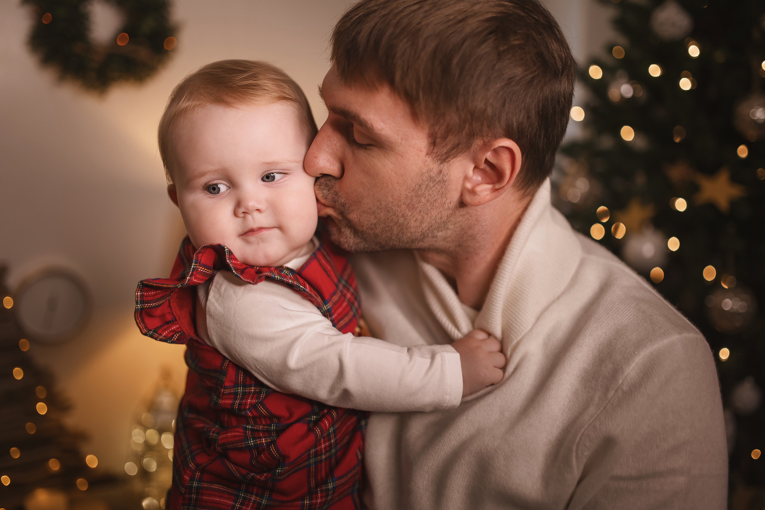 12.05.2020 Christmas Family Photoshoot 11. Wedding family event photographer in Chicago Nick Yushevich