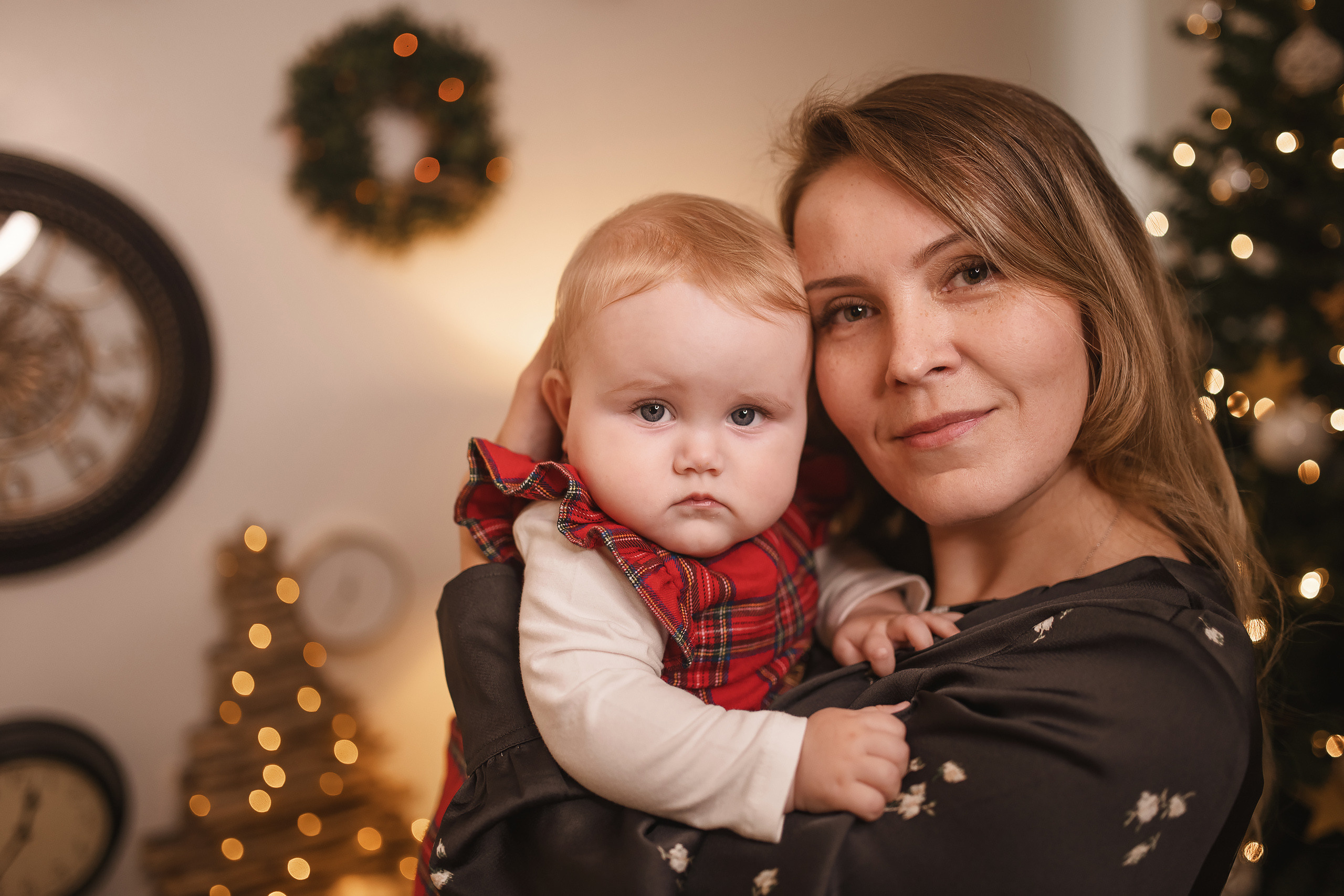 12.05.2020 Christmas Family Photoshoot 11. Wedding family event photographer in Chicago Nick Yushevich