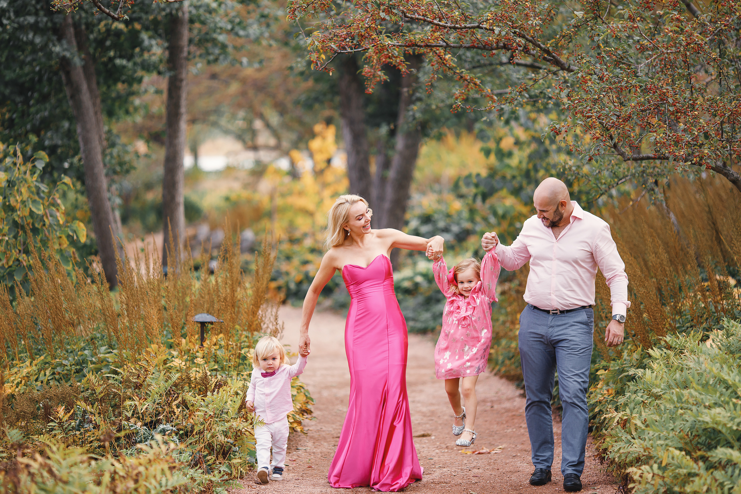 10.09.2020 Family photoshoot. Wedding family event photographer in Chicago Nick Yushevich