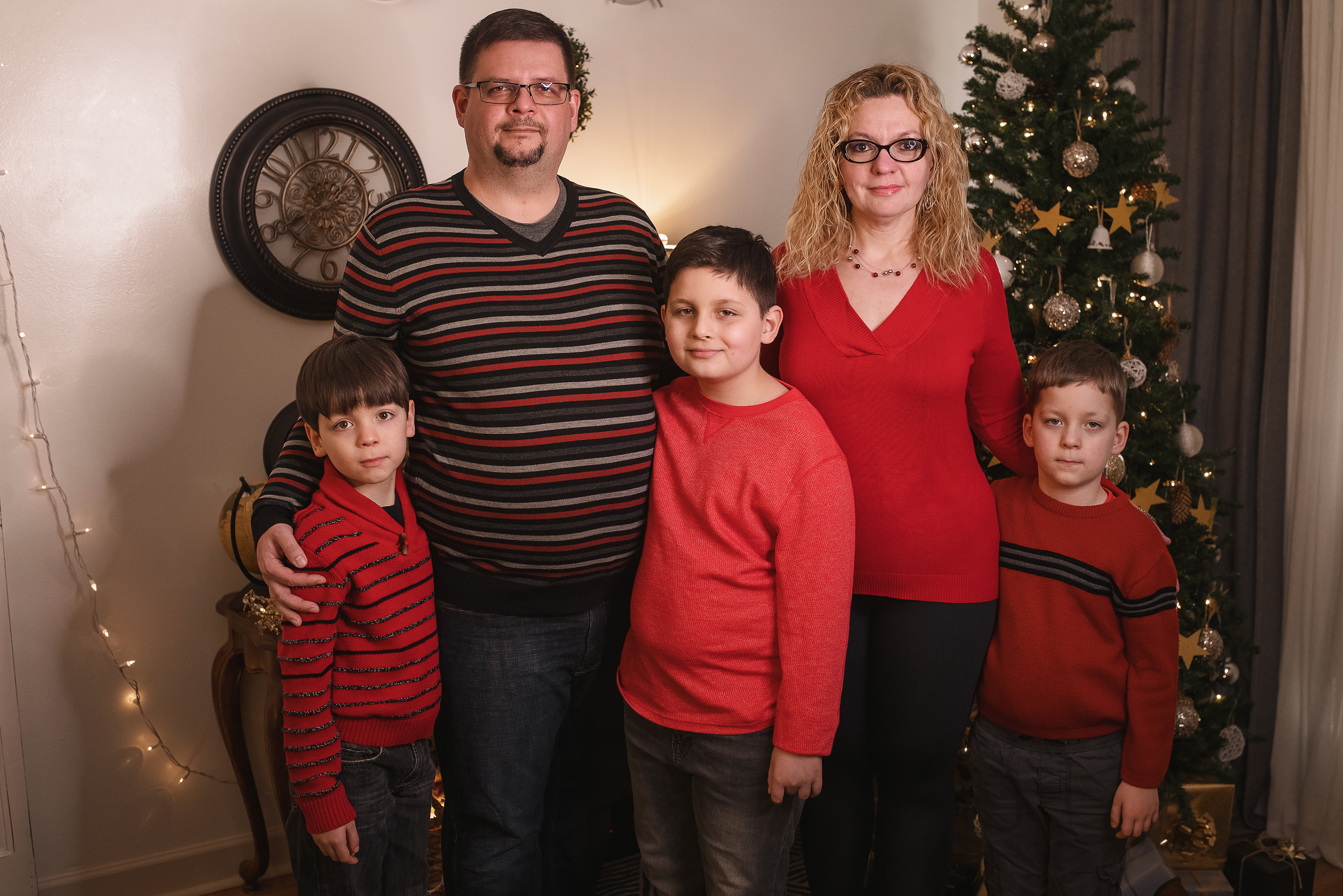 12.05.2020 Christmas Family Photoshoot 12. Wedding family event photographer in Chicago Nick Yushevich