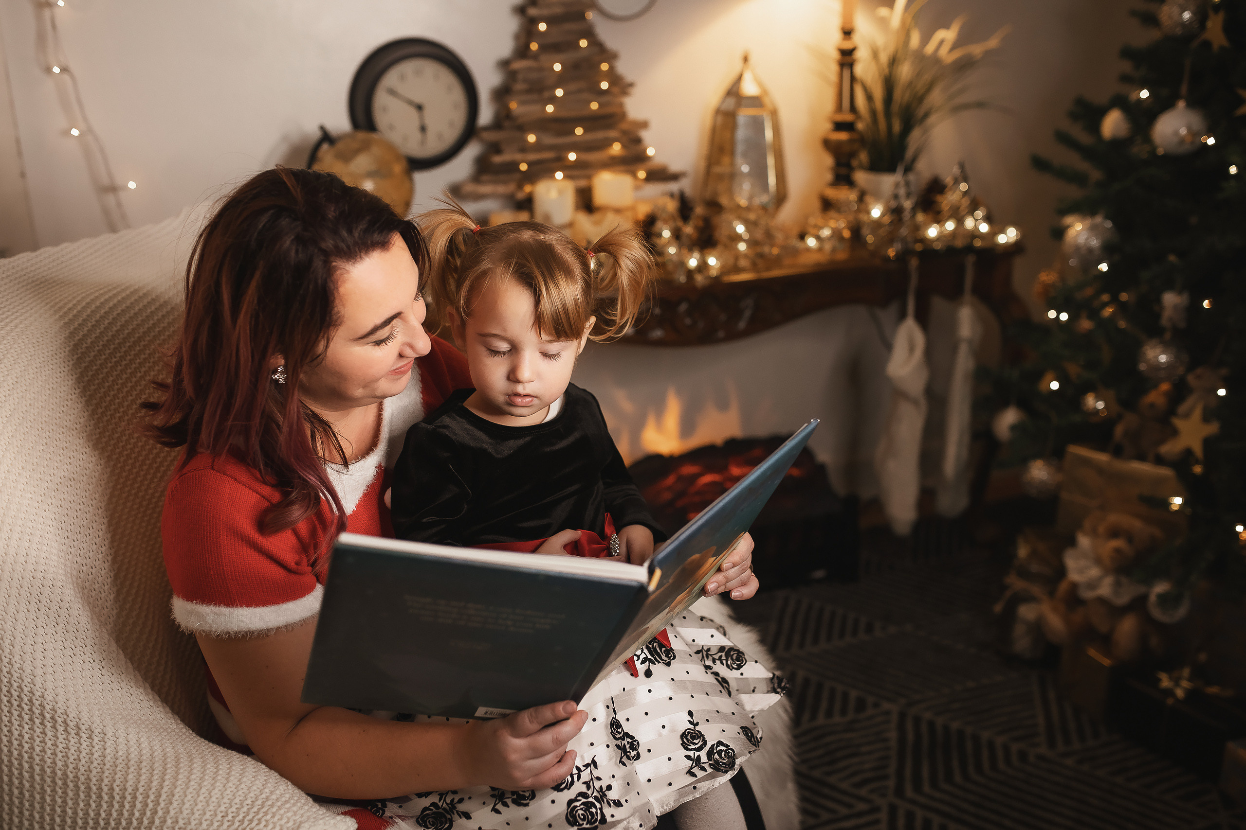 11.28.2020 Christmas Family Photoshoot 7. Wedding family event photographer in Chicago Nick Yushevich