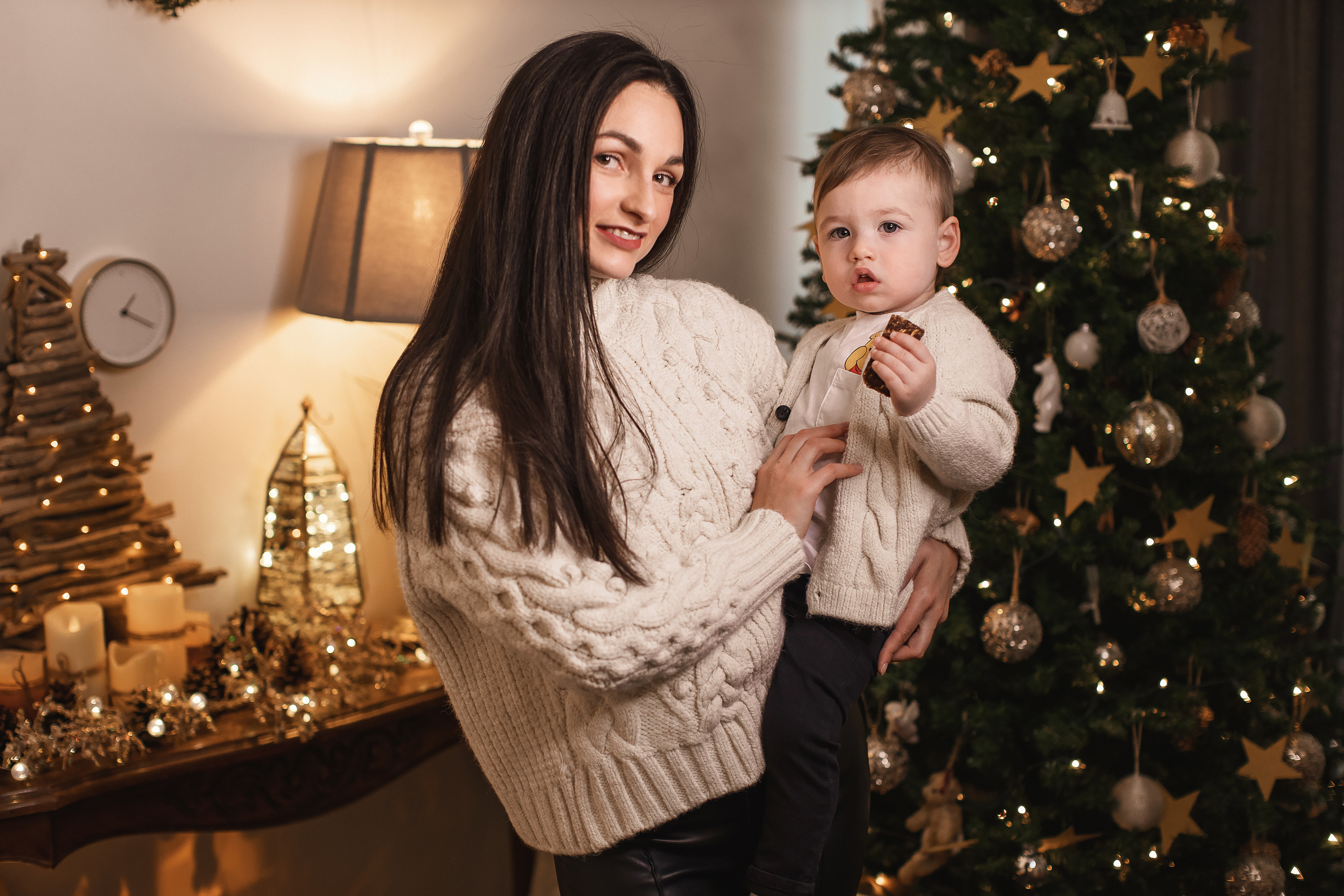 11.29.2020 Christmas Family Photoshoot 9. Wedding family event photographer in Chicago Nick Yushevich