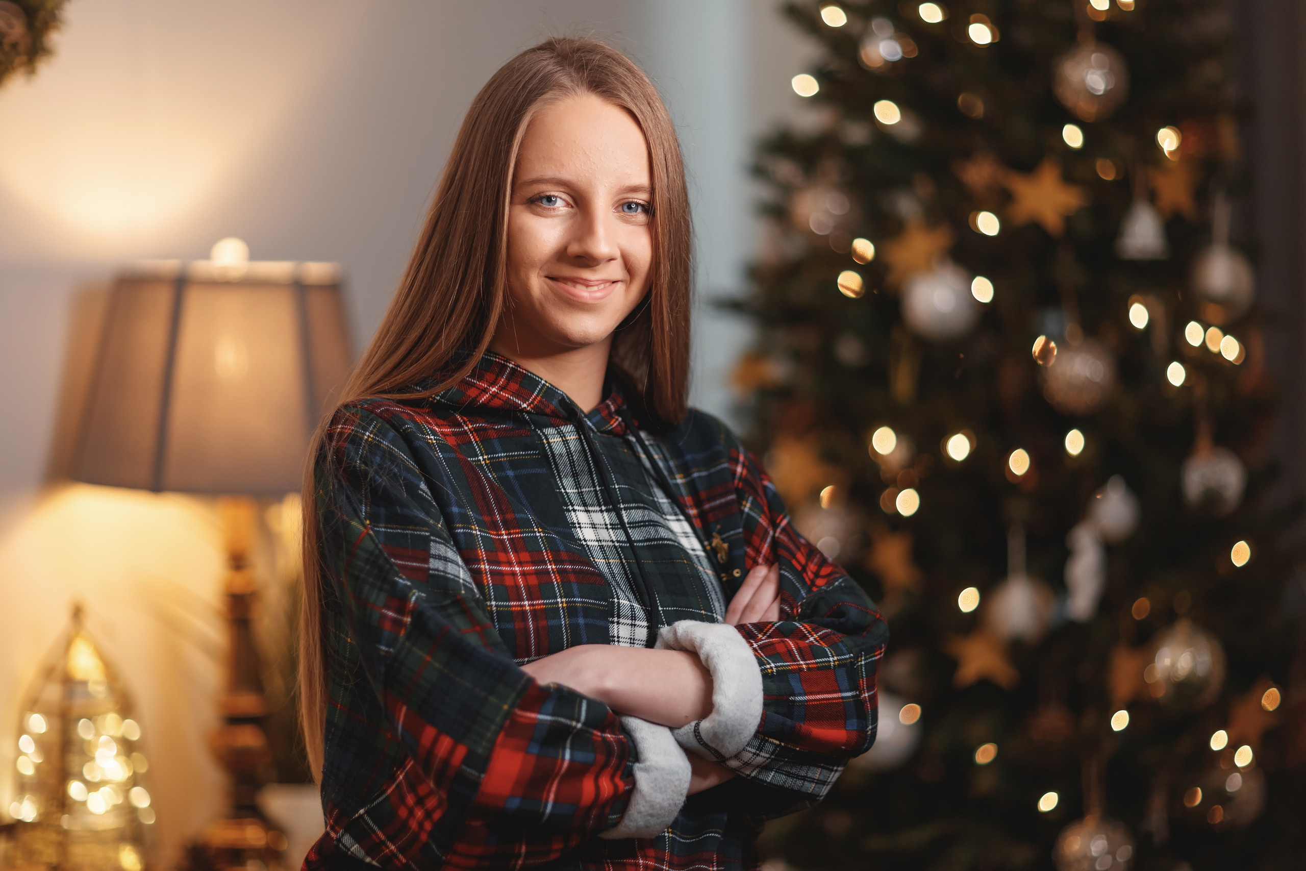 12132020 Christmas Family Photoshoot 20. Wedding family event photographer in Chicago Nick Yushevich