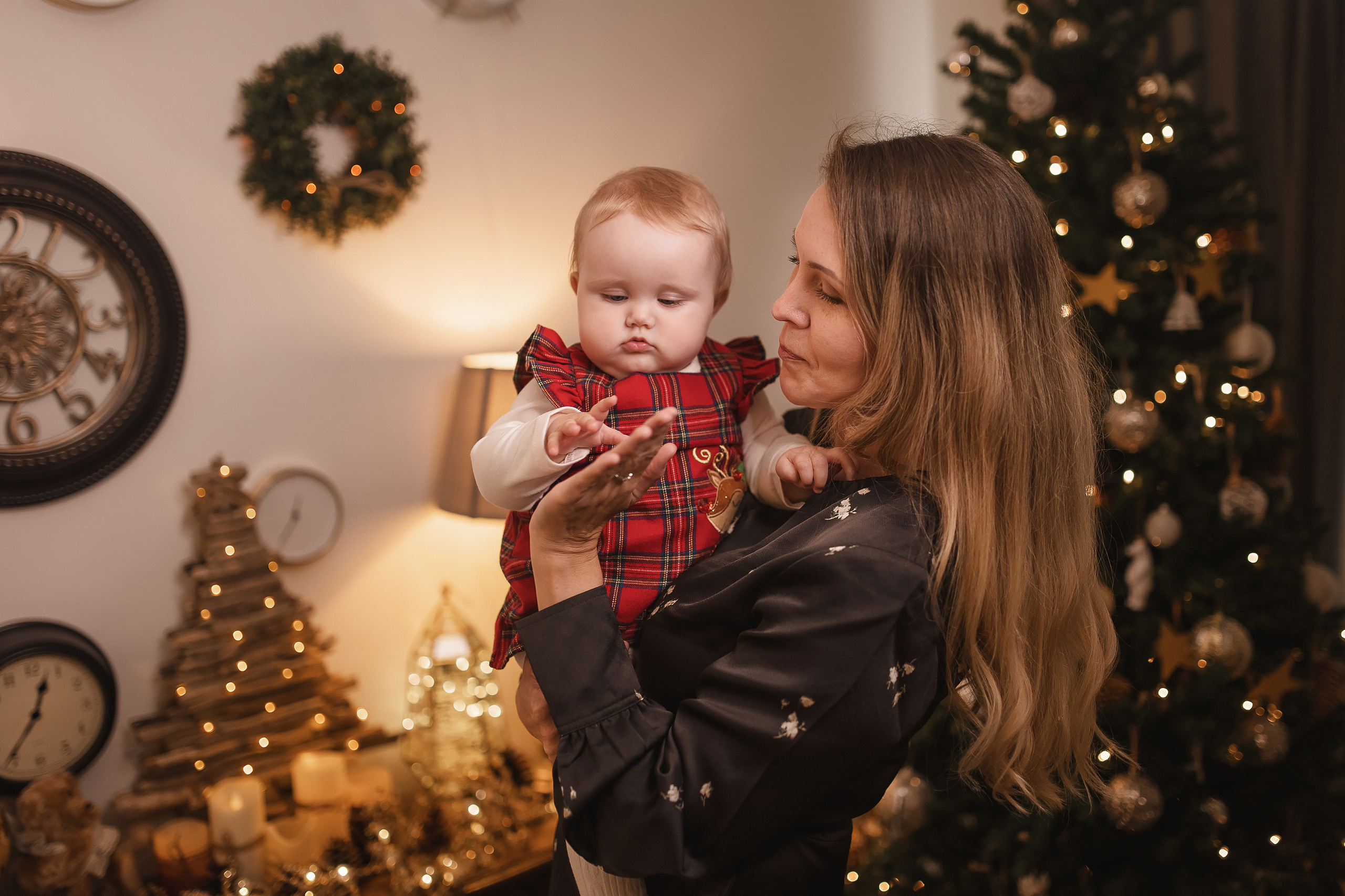 12.05.2020 Christmas Family Photoshoot 11. Wedding family event photographer in Chicago Nick Yushevich