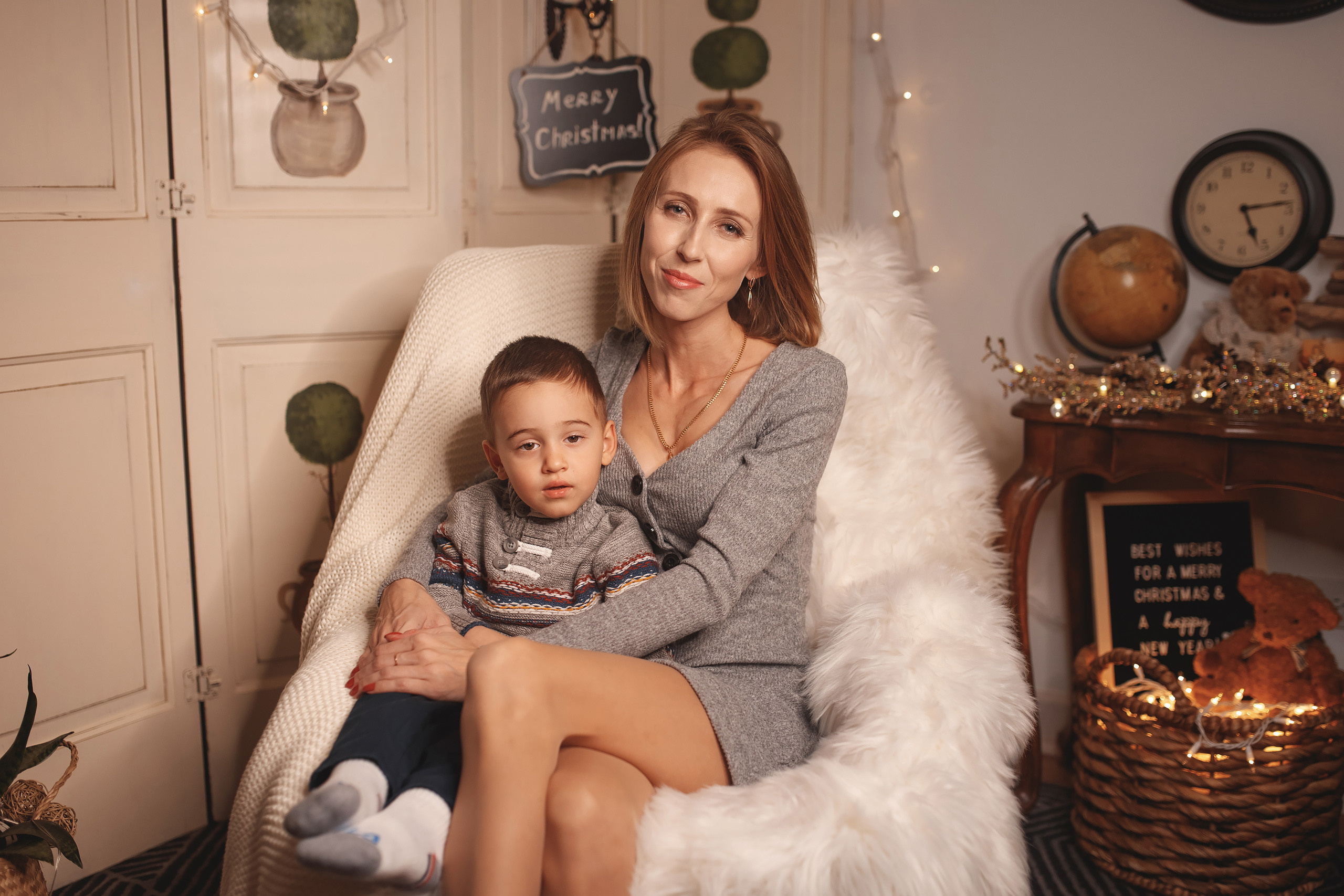 12.11.2020 Christmas Family Photoshoot 19. Wedding family event photographer in Chicago Nick Yushevich