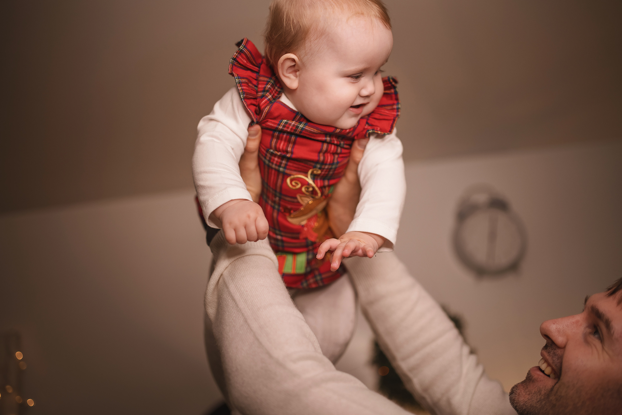 12.05.2020 Christmas Family Photoshoot 11. Wedding family event photographer in Chicago Nick Yushevich