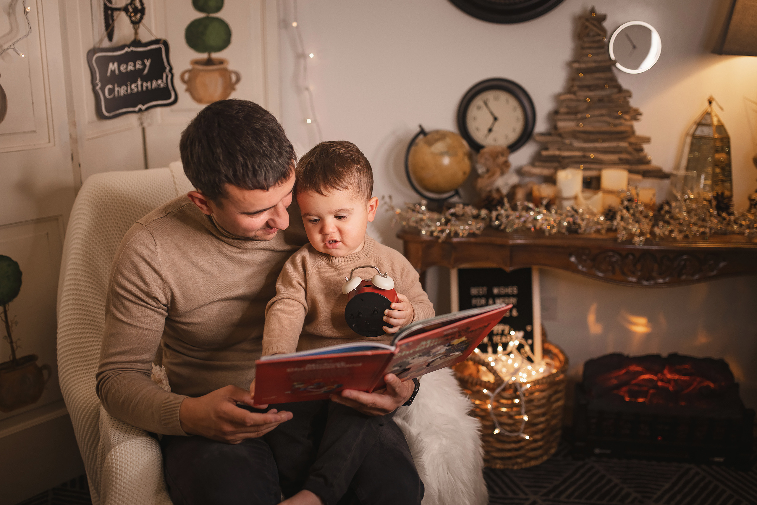 12.05.2020 Christmas Family Photoshoot 15. Wedding family event photographer in Chicago Nick Yushevich