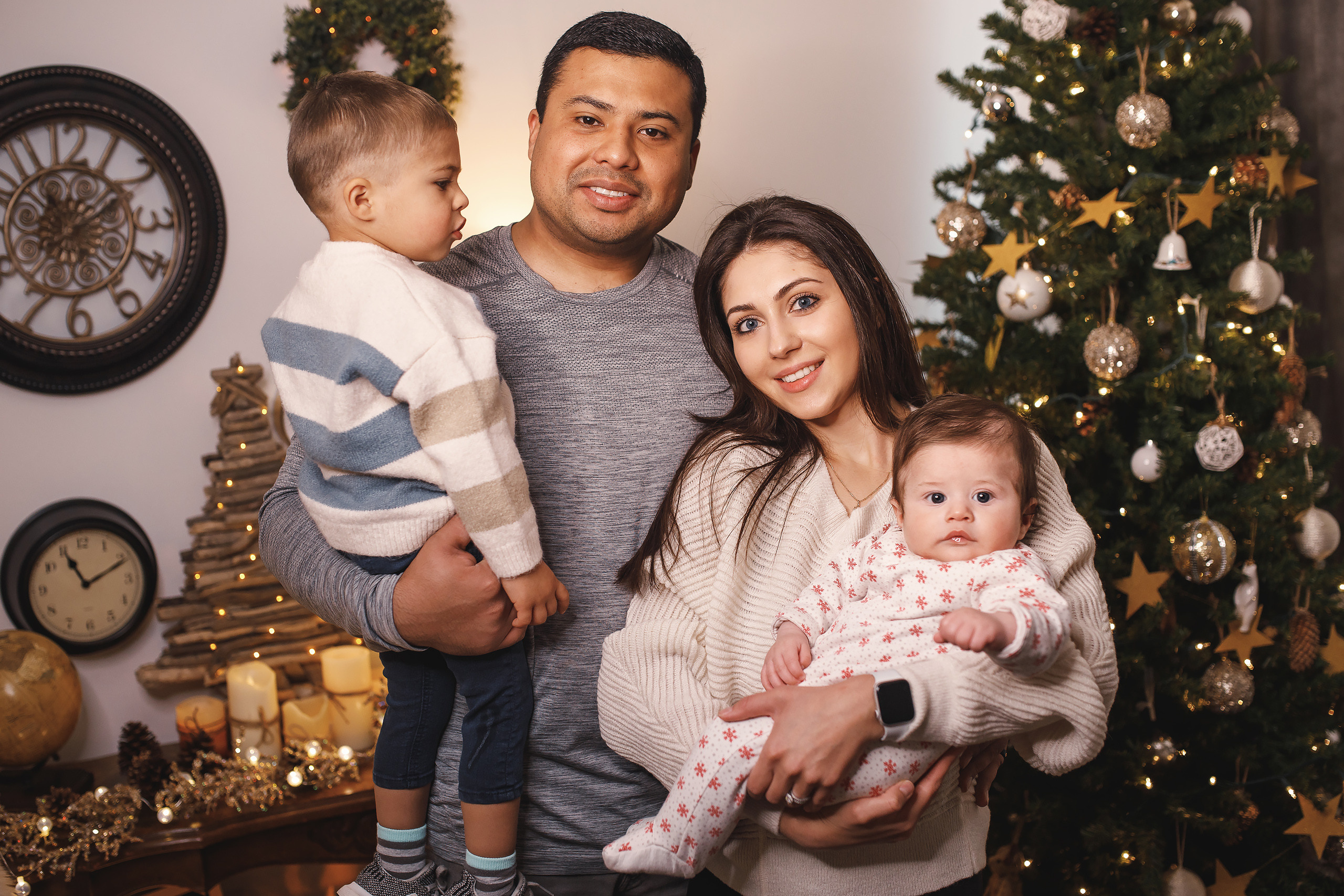 11.15.2020 Christmas Family Photoshoot 2. Wedding family event photographer in Chicago Nick Yushevich