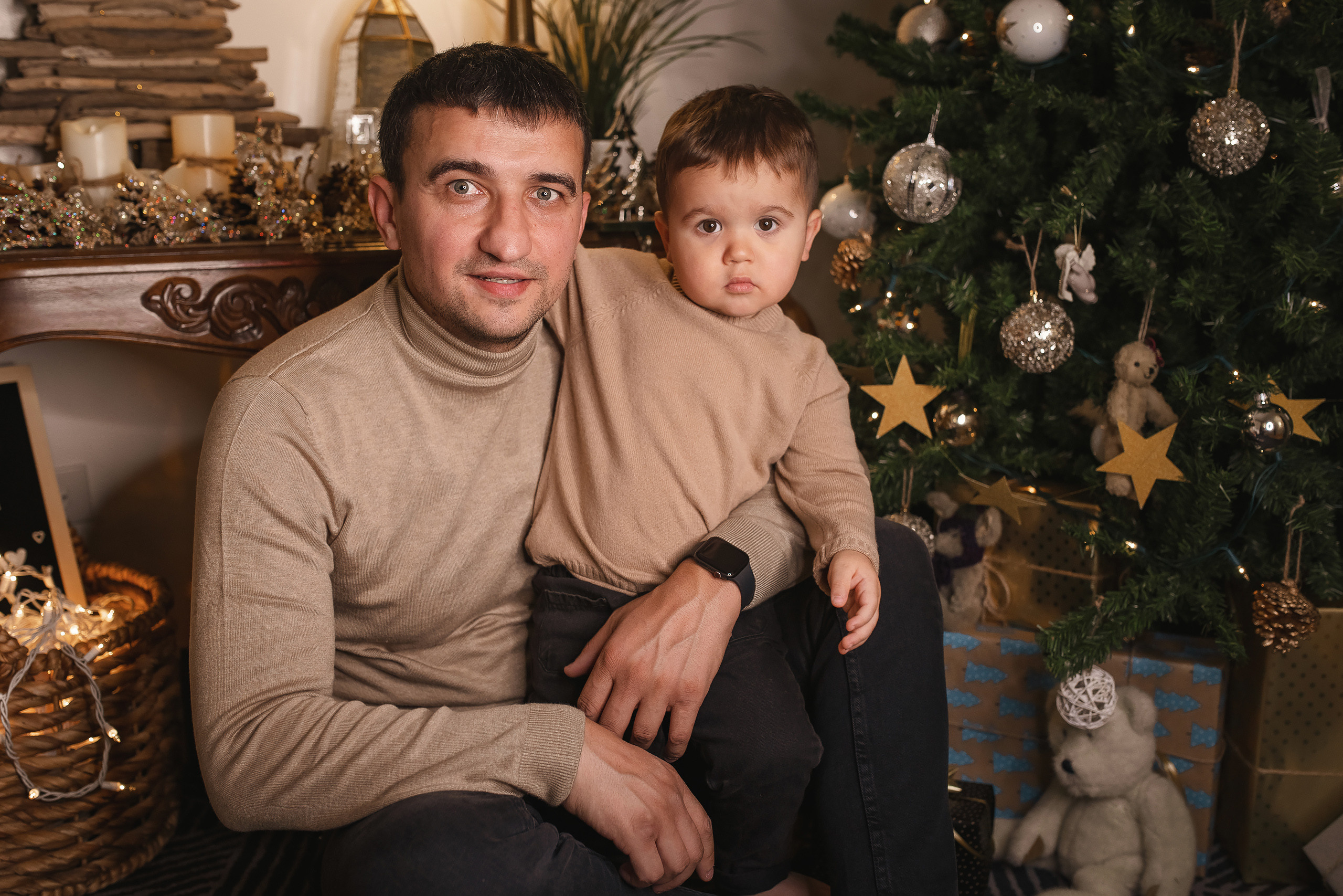 12.05.2020 Christmas Family Photoshoot 15. Wedding family event photographer in Chicago Nick Yushevich