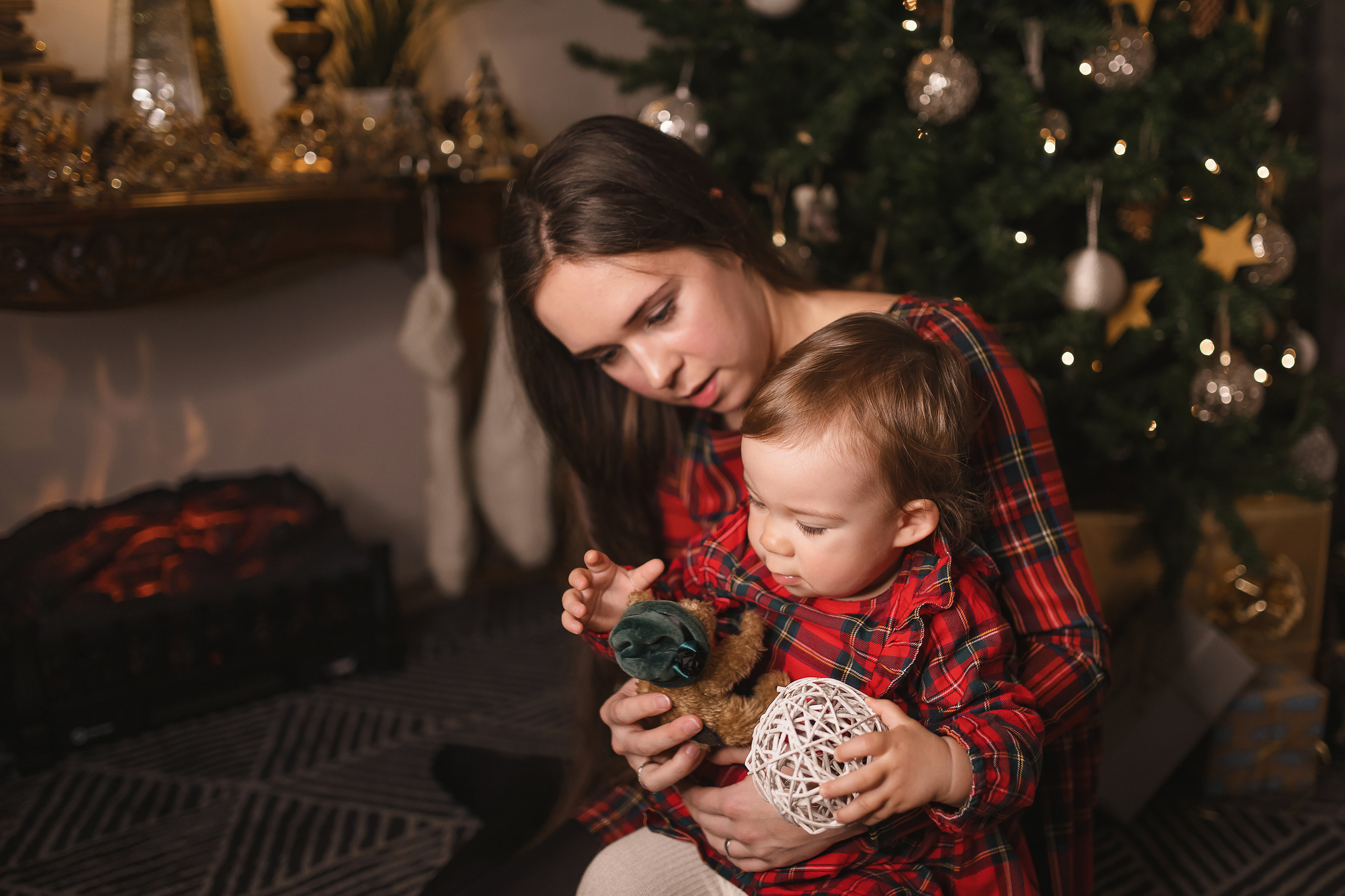 12.05.2020 Christmas Family Photoshoot 14. Wedding family event photographer in Chicago Nick Yushevich