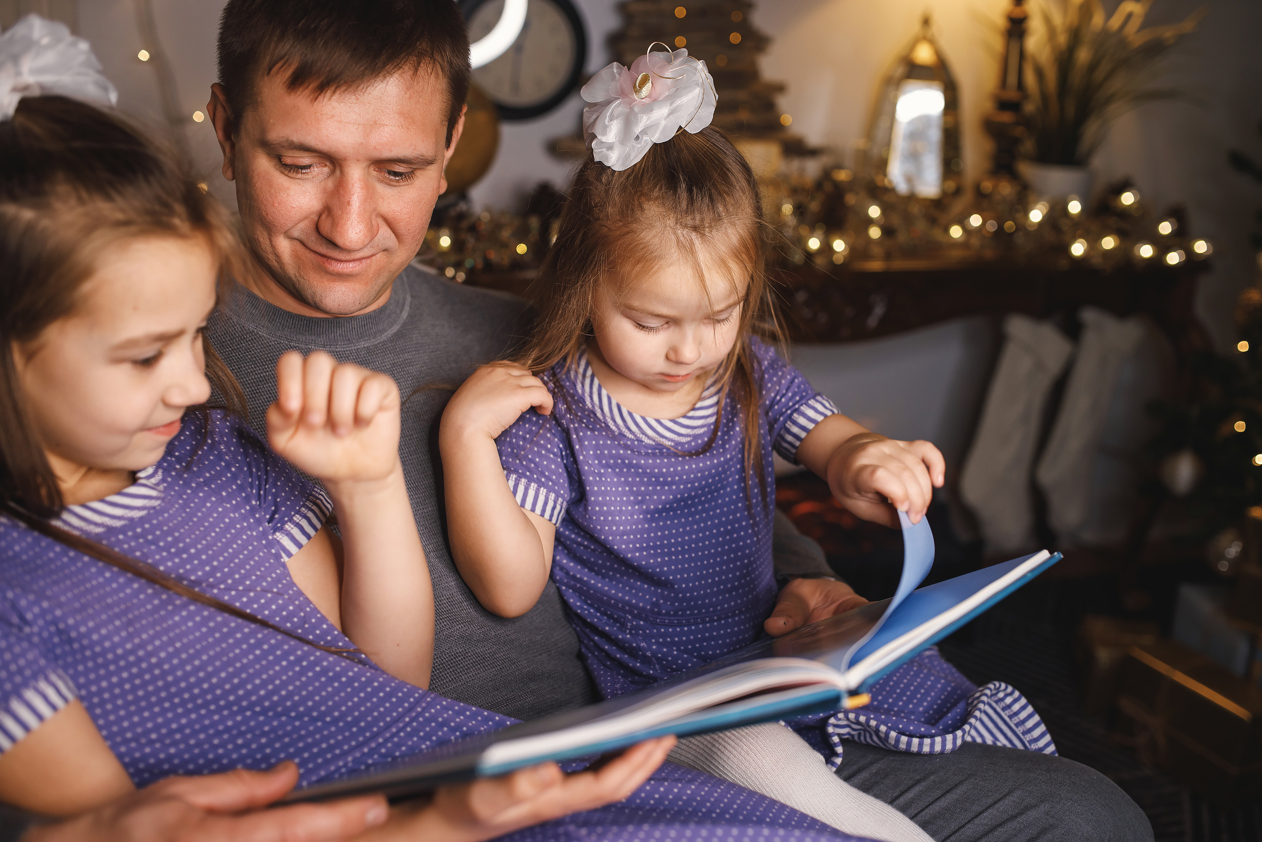 11.15.2020 Christmas Family Photoshoot 3. Wedding family event photographer in Chicago Nick Yushevich