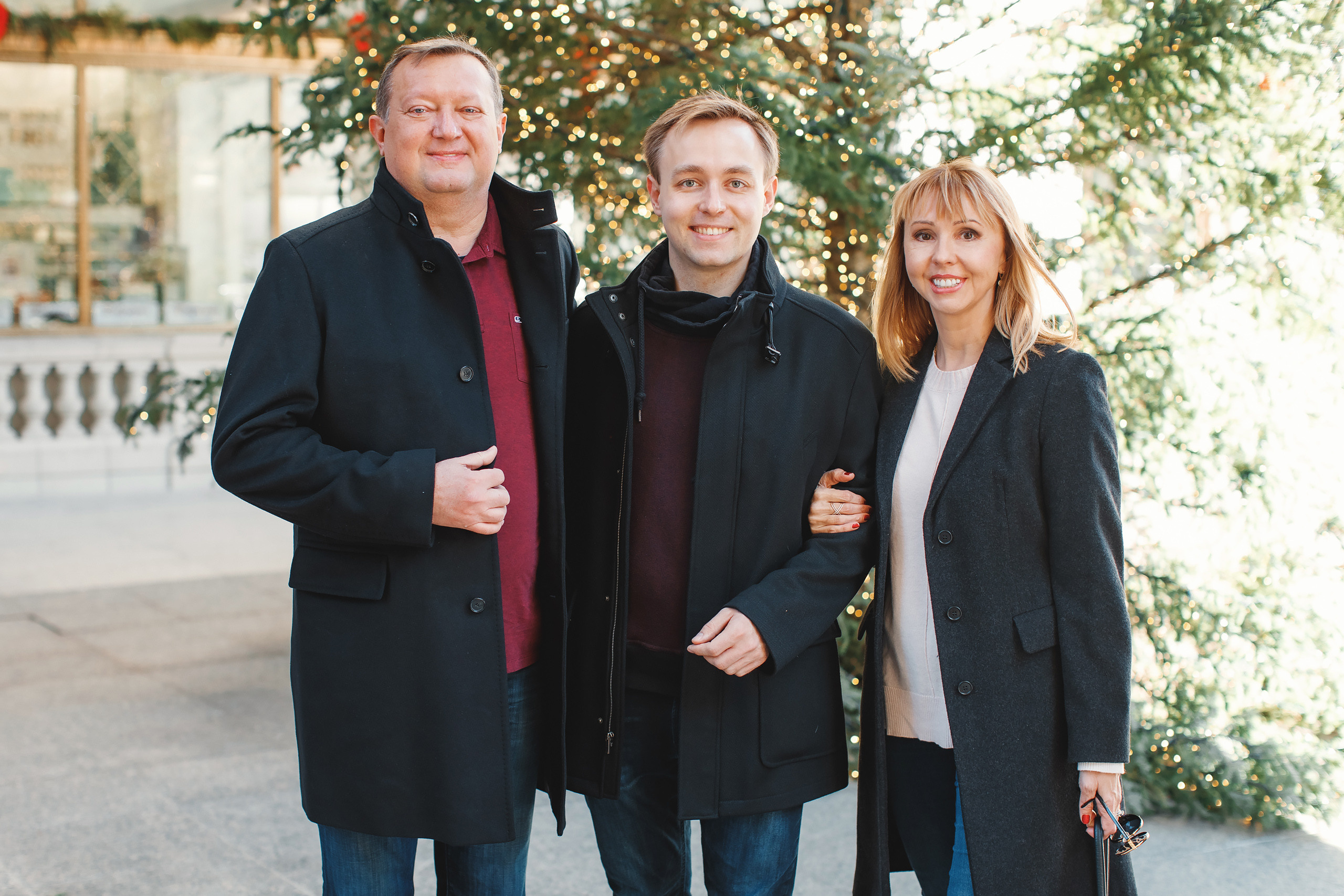 11.28.2020 Family Photoshoot. Wedding family event photographer in Chicago Nick Yushevich