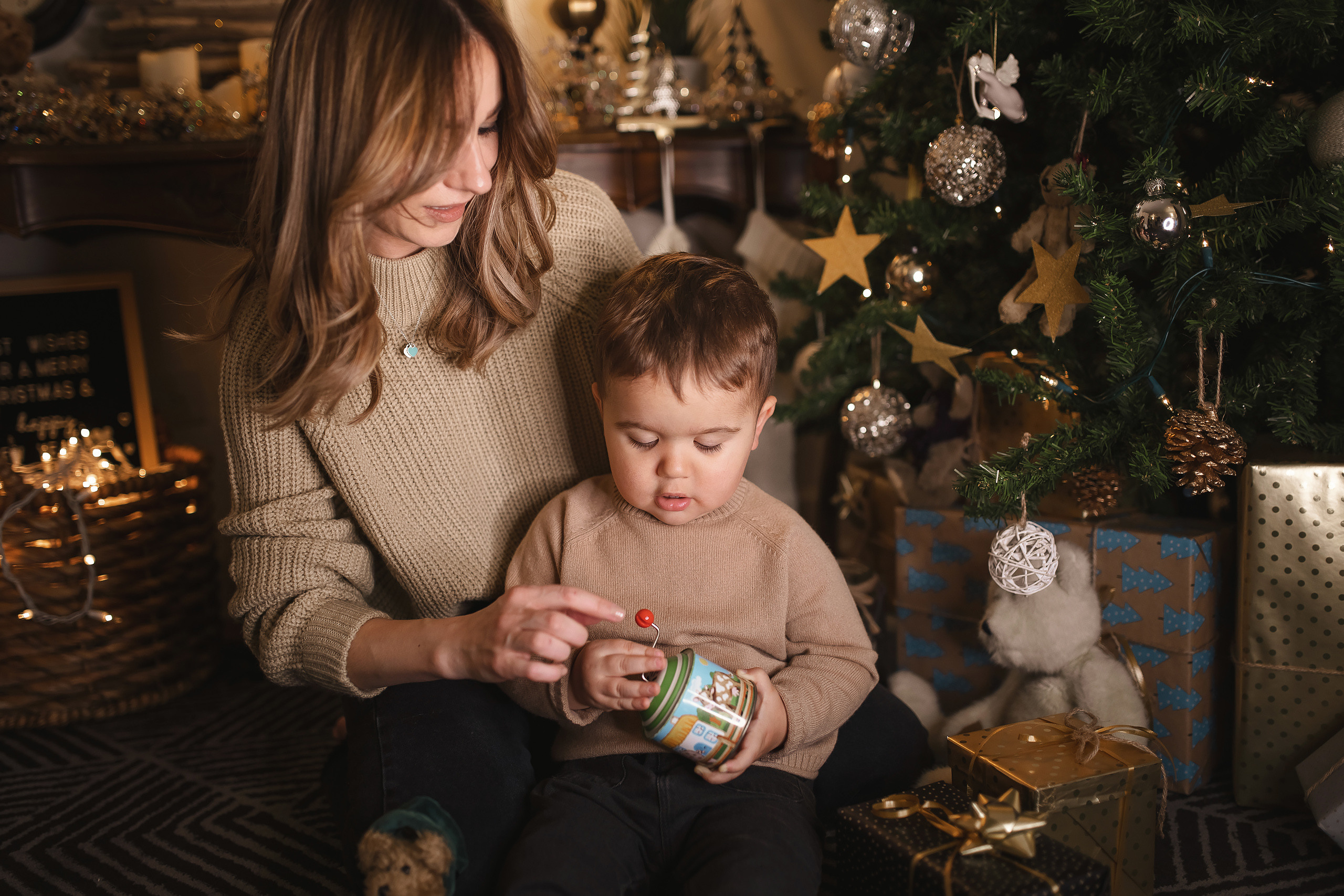 12.05.2020 Christmas Family Photoshoot 15. Wedding family event photographer in Chicago Nick Yushevich