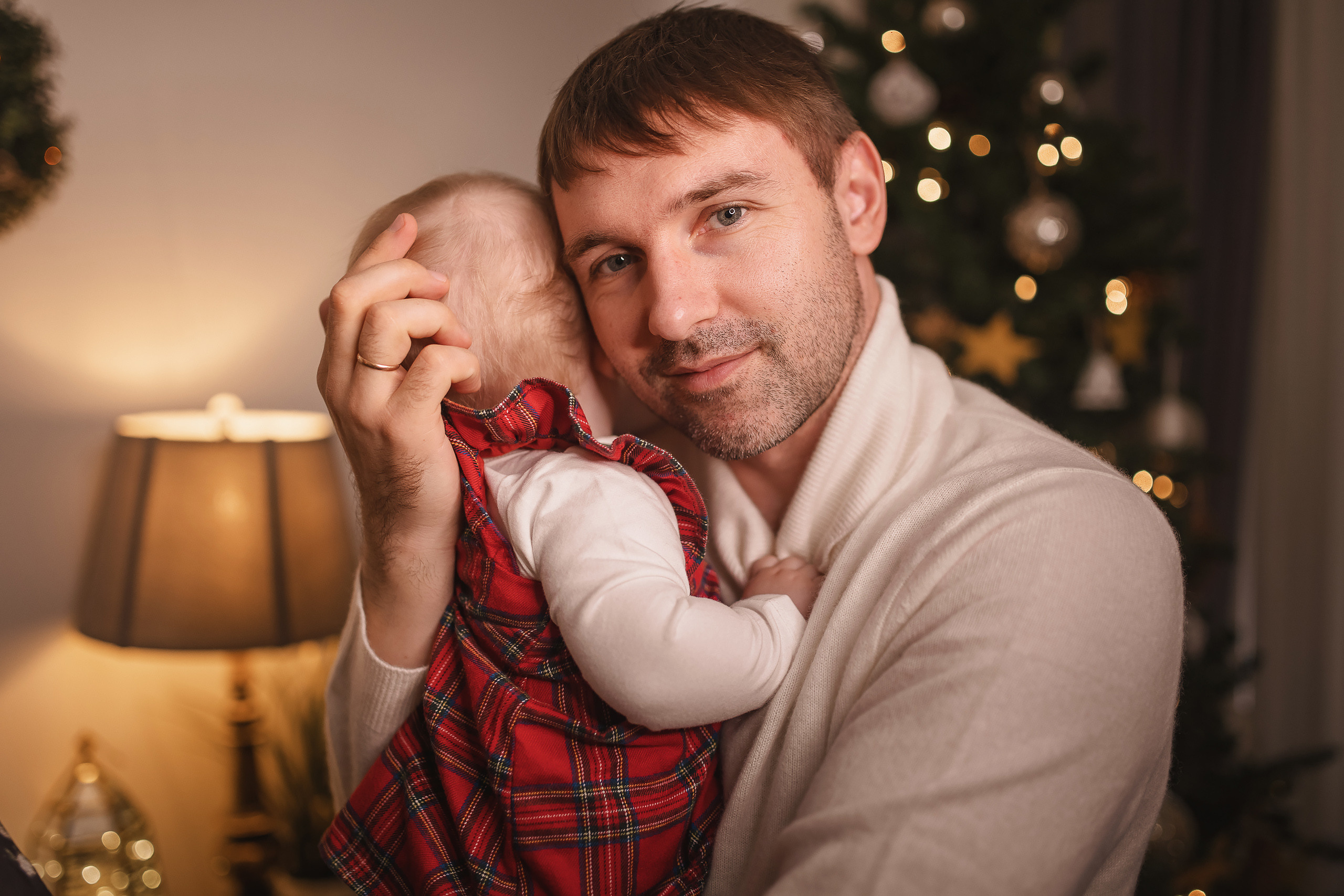 12.05.2020 Christmas Family Photoshoot 11. Wedding family event photographer in Chicago Nick Yushevich