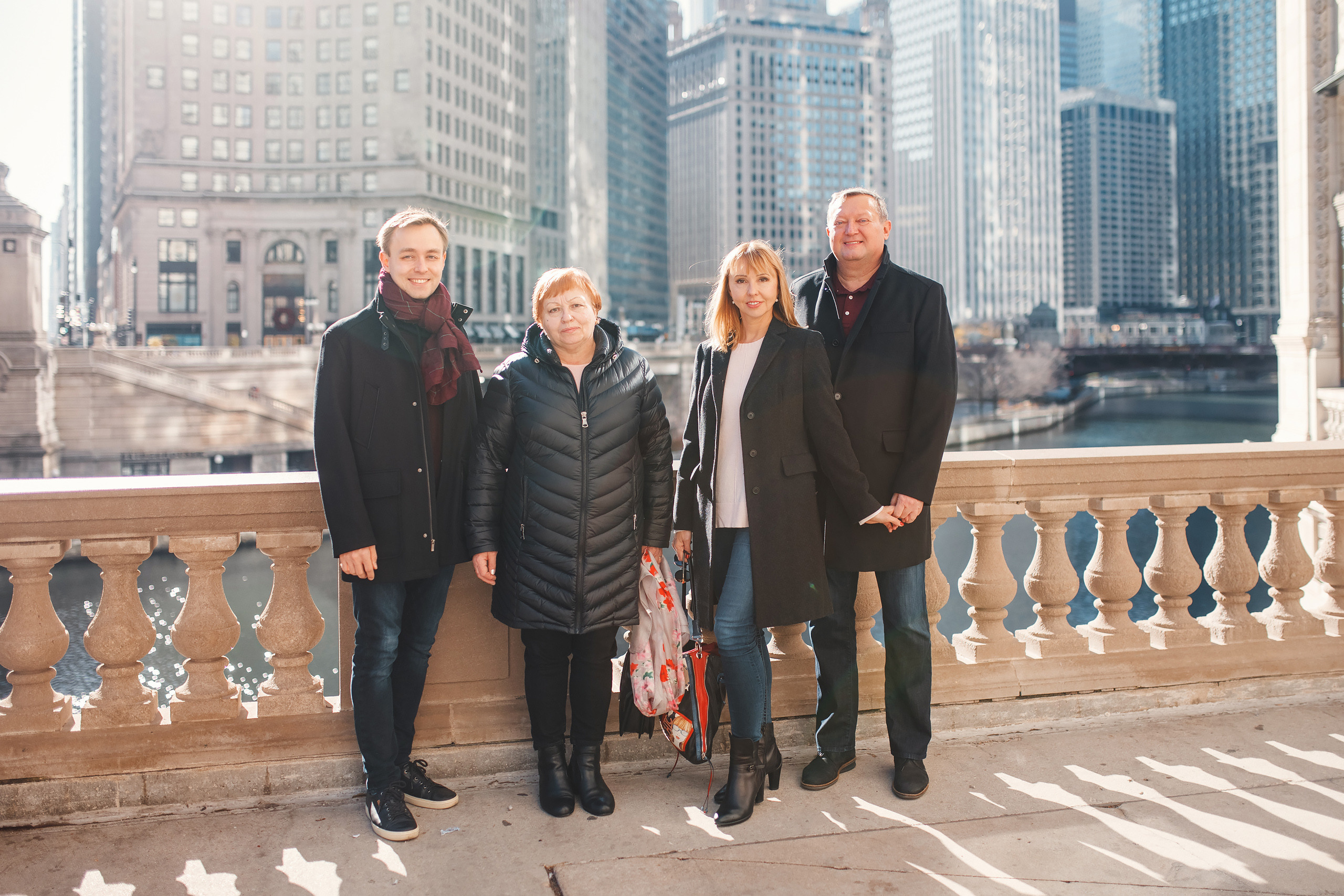 11.28.2020 Family Photoshoot. Wedding family event photographer in Chicago Nick Yushevich