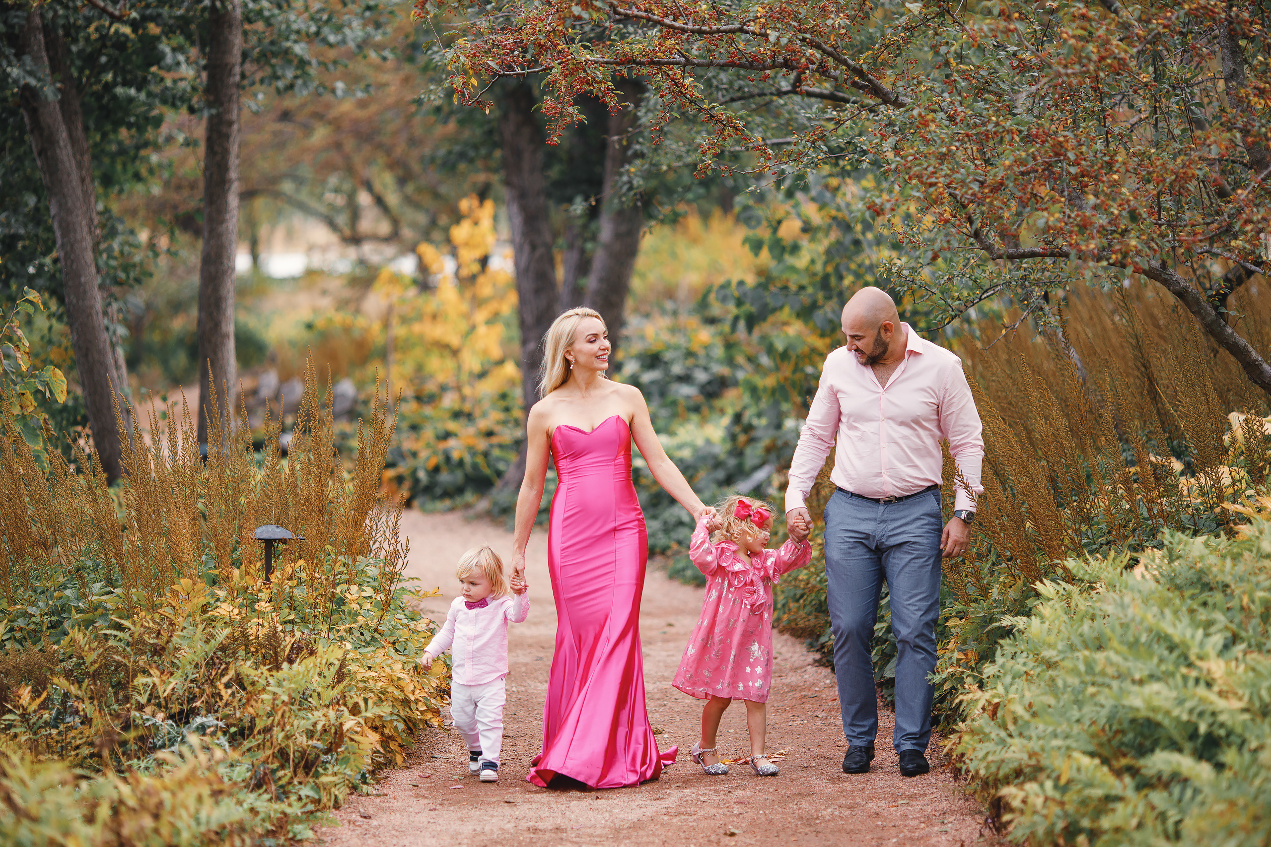10.09.2020 Family photoshoot. Wedding family event photographer in Chicago Nick Yushevich