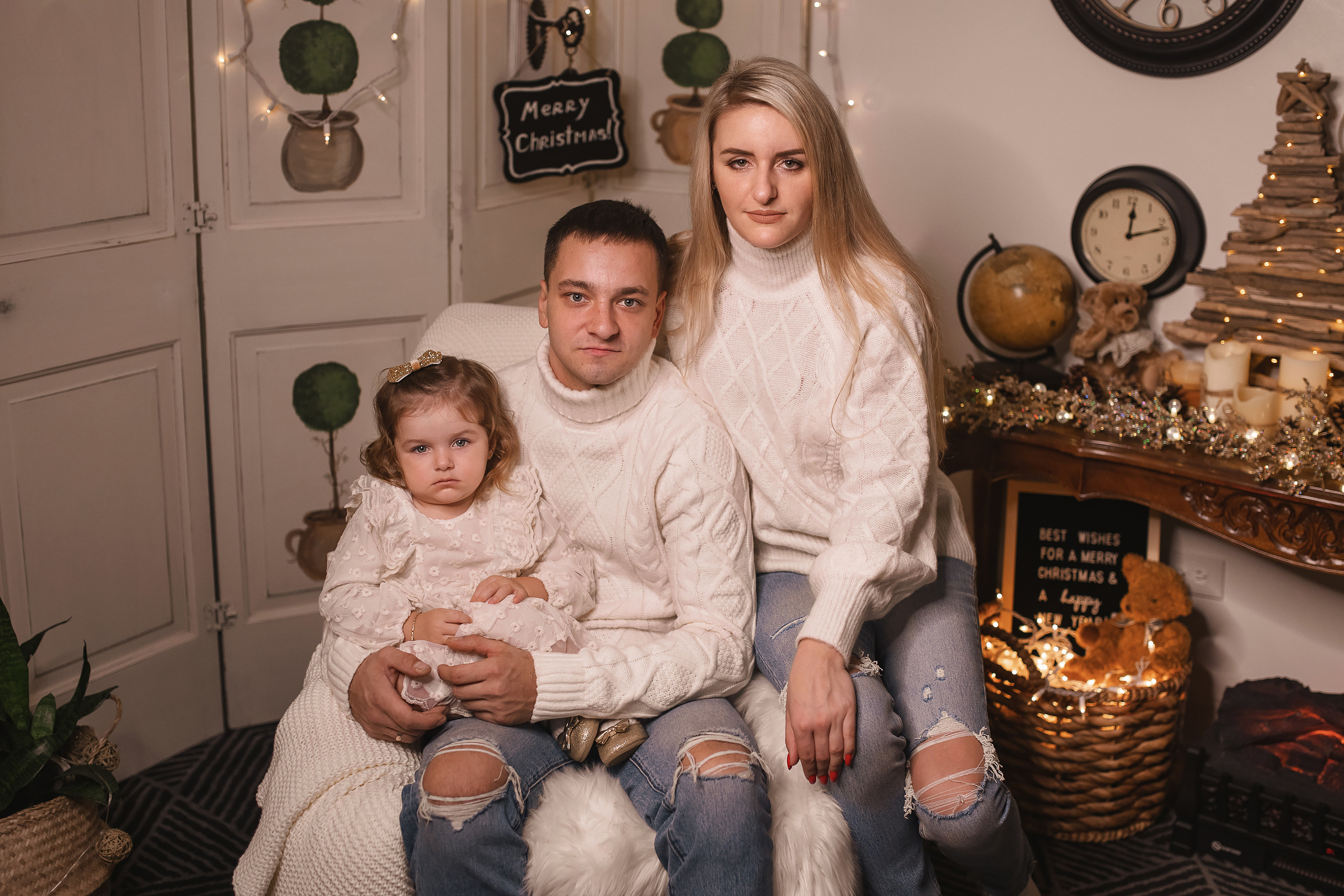 12.06.2020 Christmas Family Photoshoot 17. Wedding family event photographer in Chicago Nick Yushevich