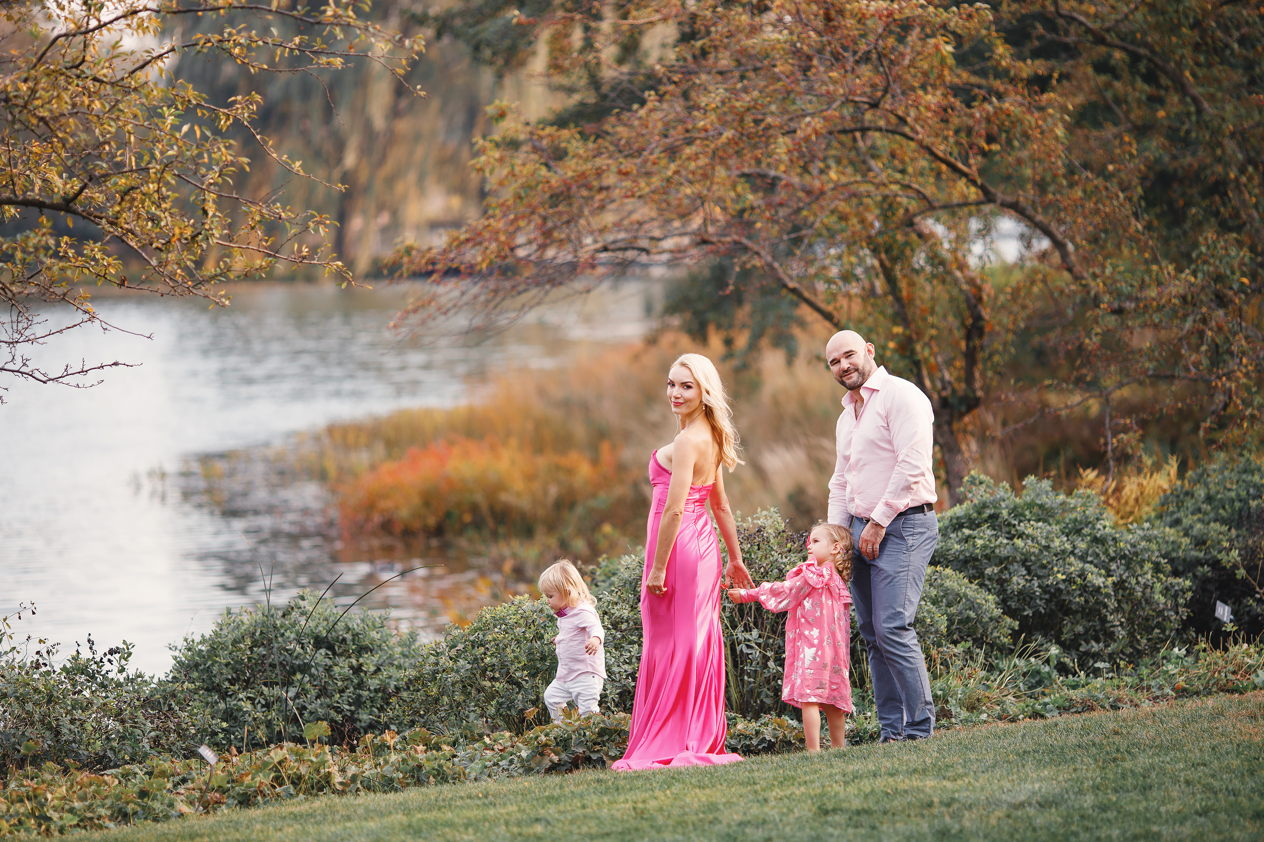 10.09.2020 Family photoshoot. Wedding family event photographer in Chicago Nick Yushevich