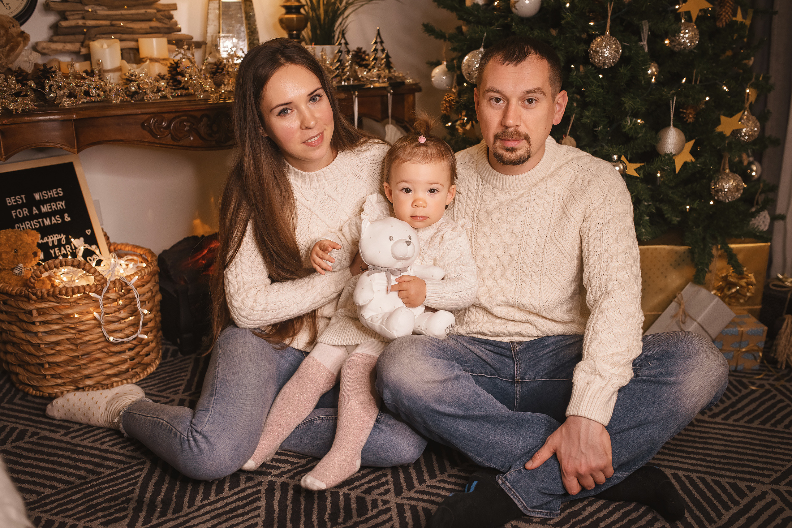 12.05.2020 Christmas Family Photoshoot 14. Wedding family event photographer in Chicago Nick Yushevich