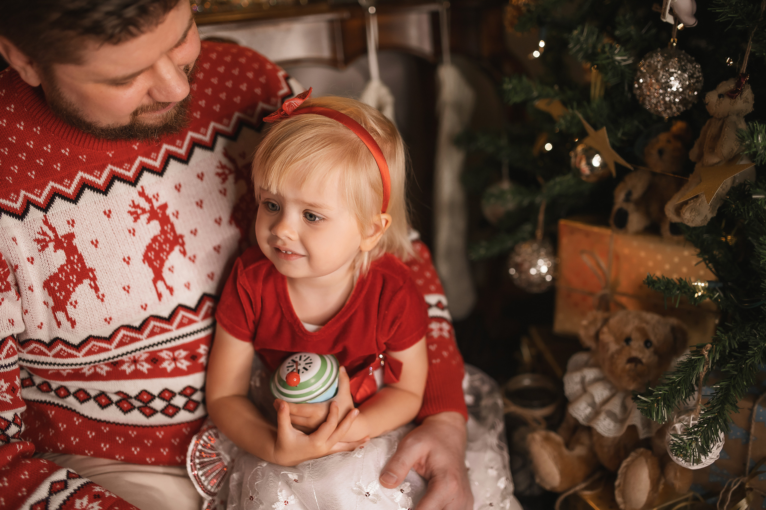 11.28.2020 Christmas Family Photoshoot 6. Wedding family event photographer in Chicago Nick Yushevich