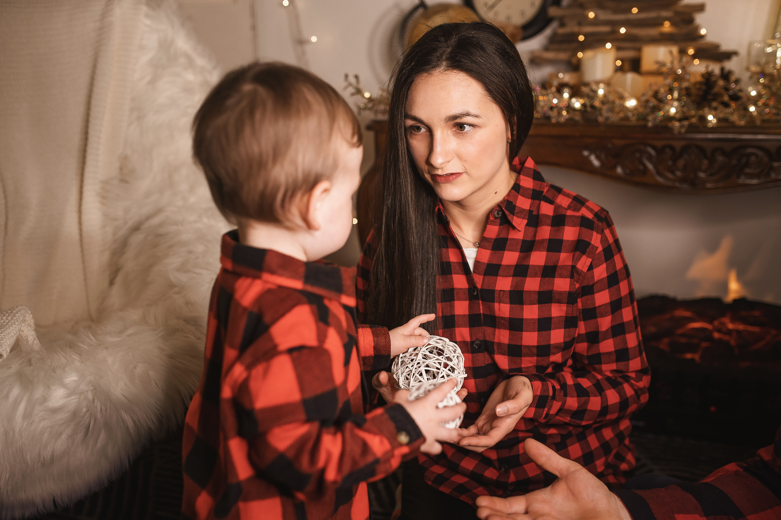 11.29.2020 Christmas Family Photoshoot 9. Wedding family event photographer in Chicago Nick Yushevich