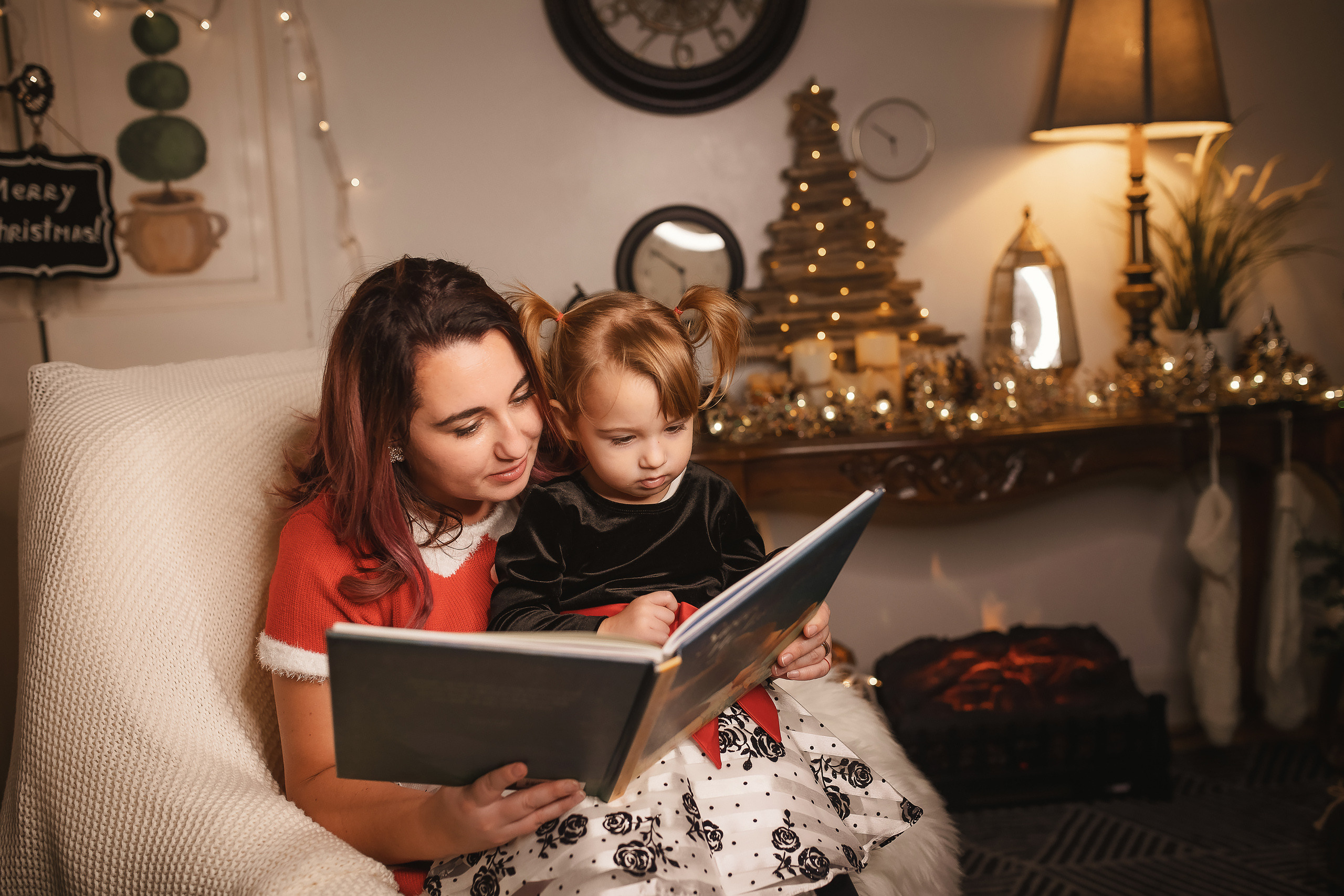 11.28.2020 Christmas Family Photoshoot 7. Wedding family event photographer in Chicago Nick Yushevich