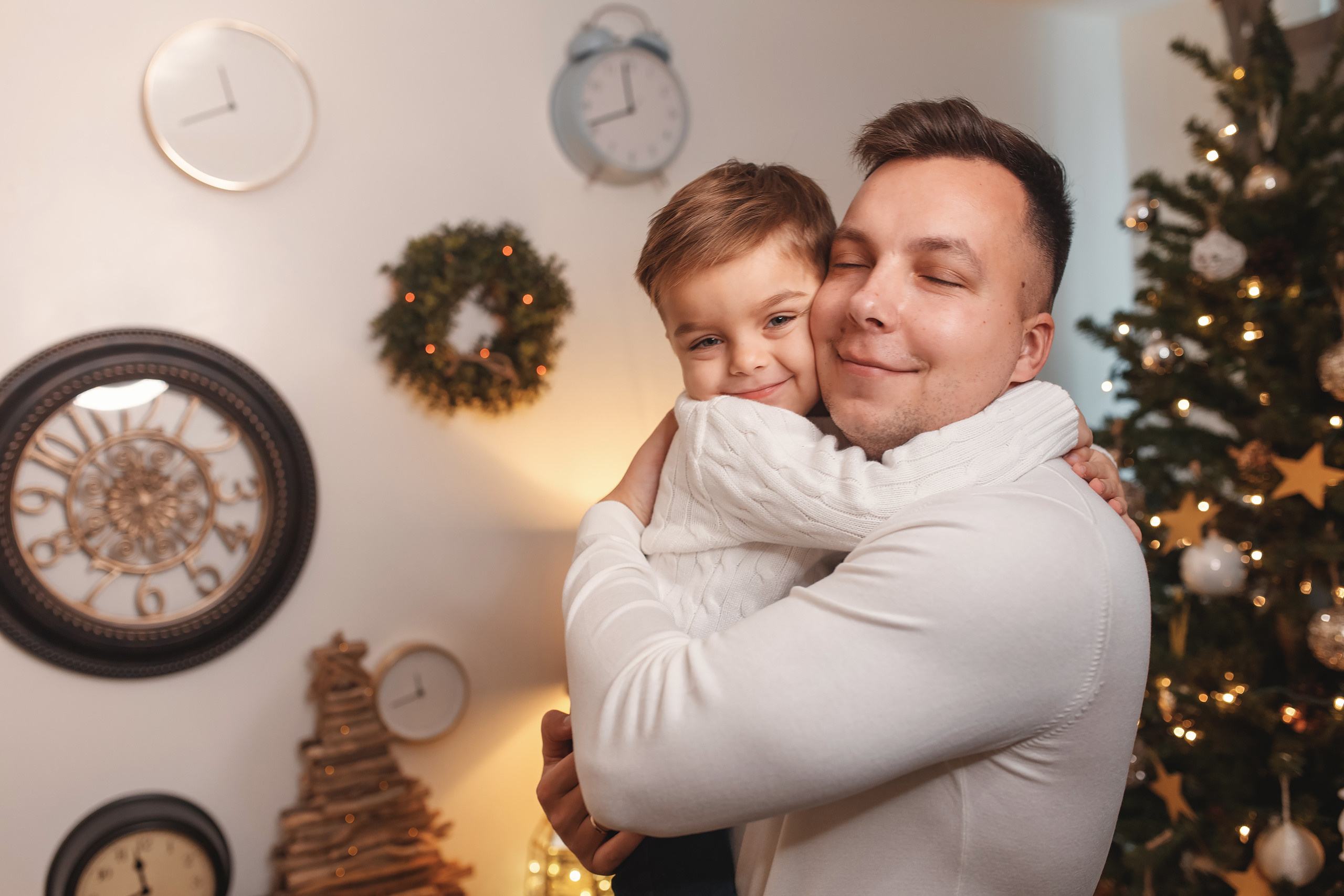 12.13.2020 Christmas Family Photoshoot 21. Wedding family event photographer in Chicago Nick Yushevich