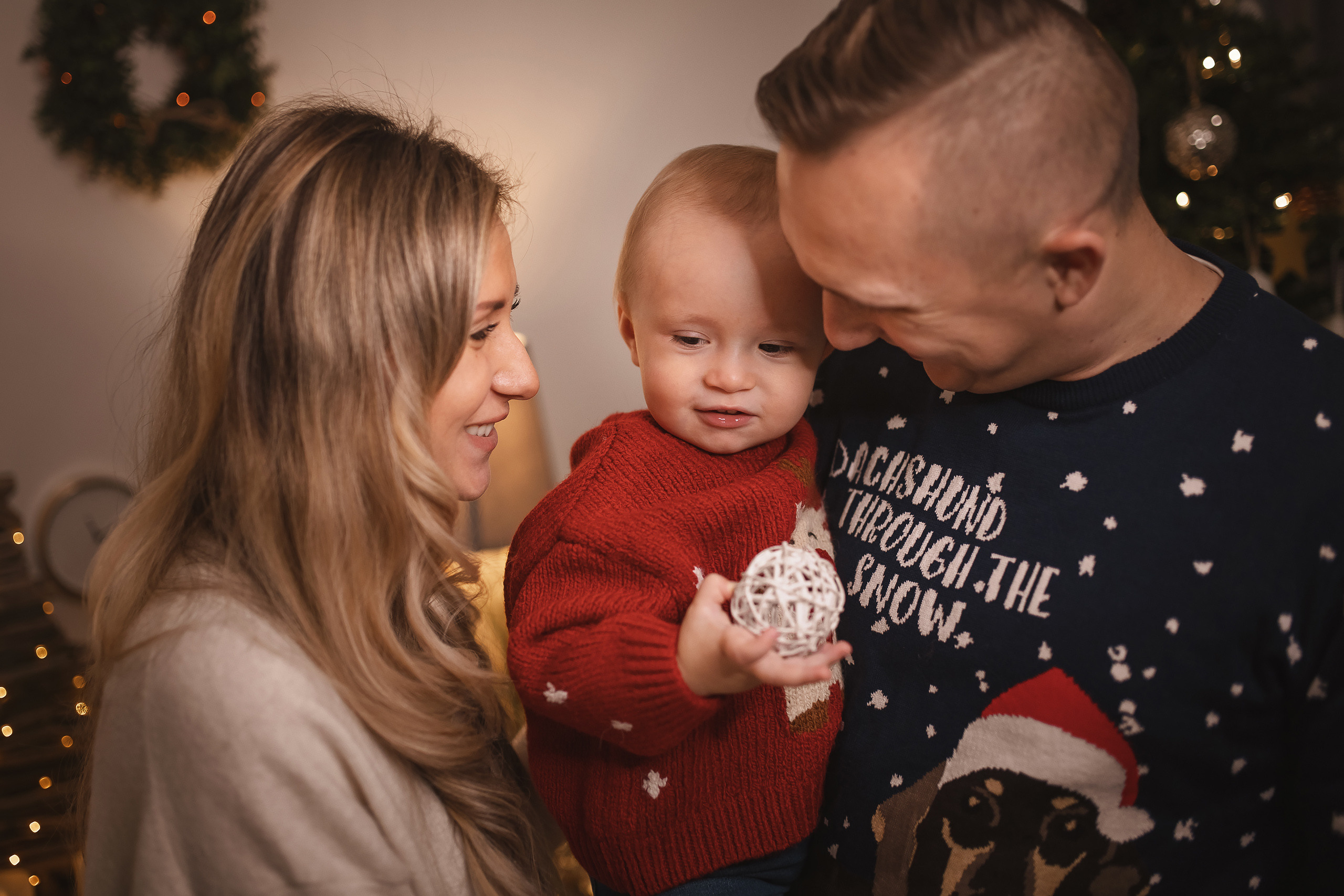 12.05.2020 Christmas Family Photoshoot 10. Wedding family event photographer in Chicago Nick Yushevich