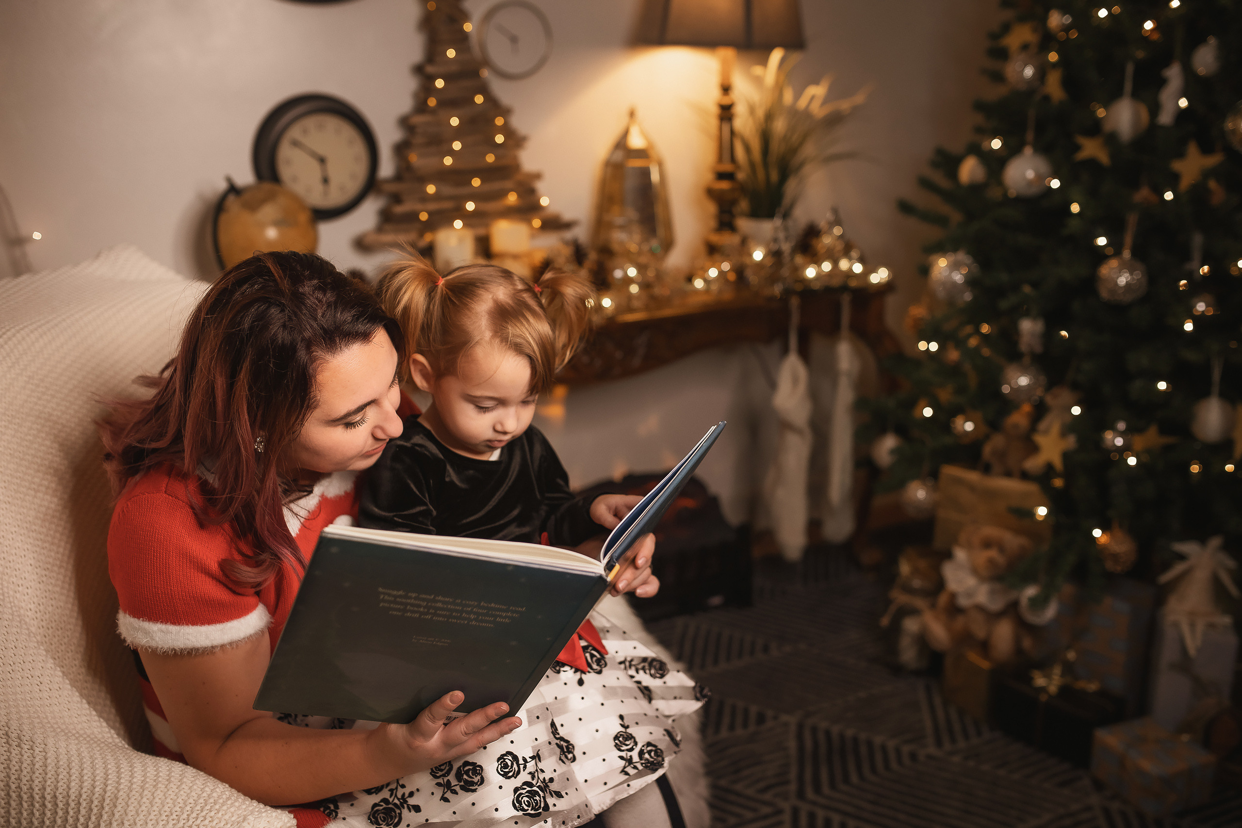 11.28.2020 Christmas Family Photoshoot 7. Wedding family event photographer in Chicago Nick Yushevich