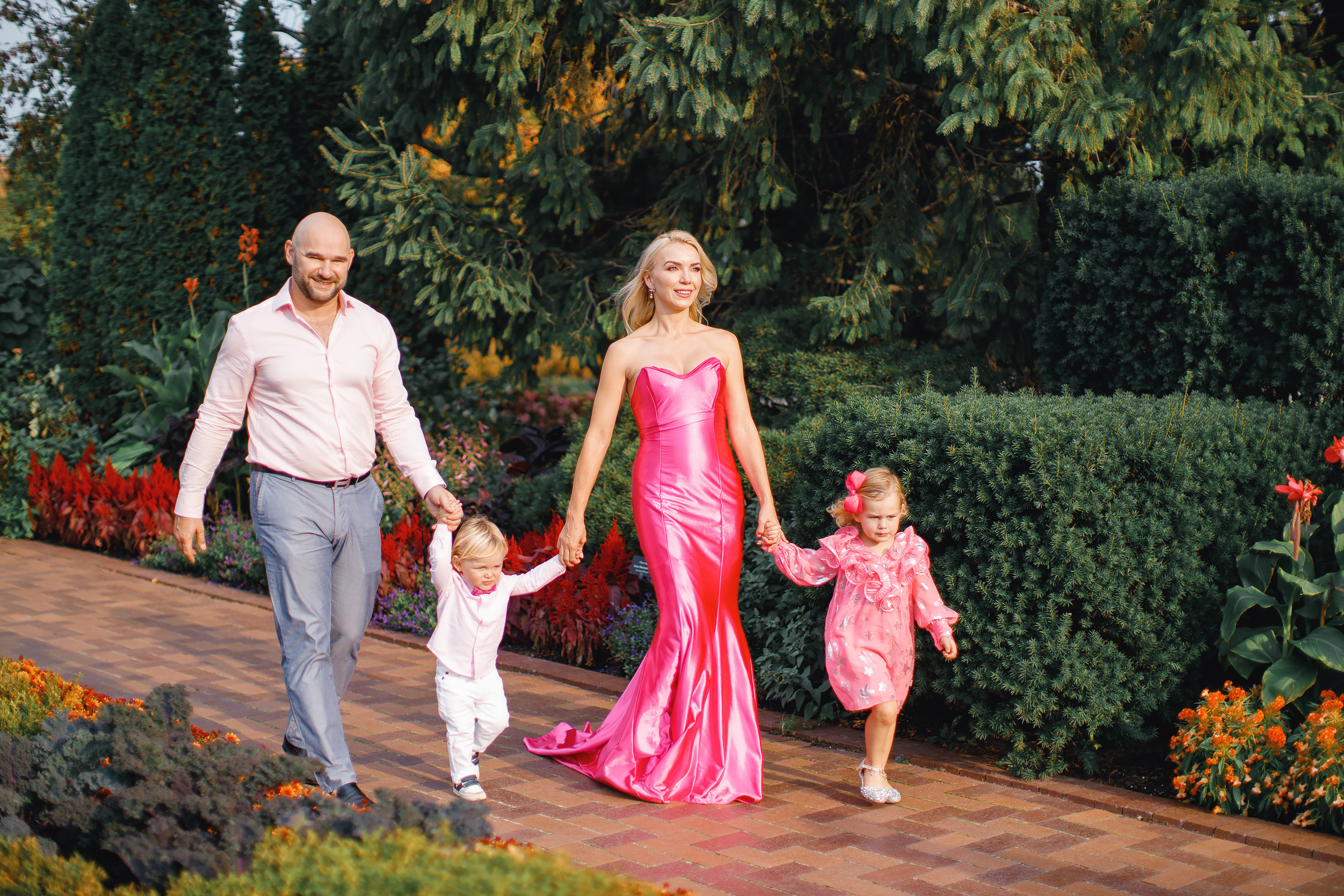 10.09.2020 Family photoshoot. Wedding family event photographer in Chicago Nick Yushevich