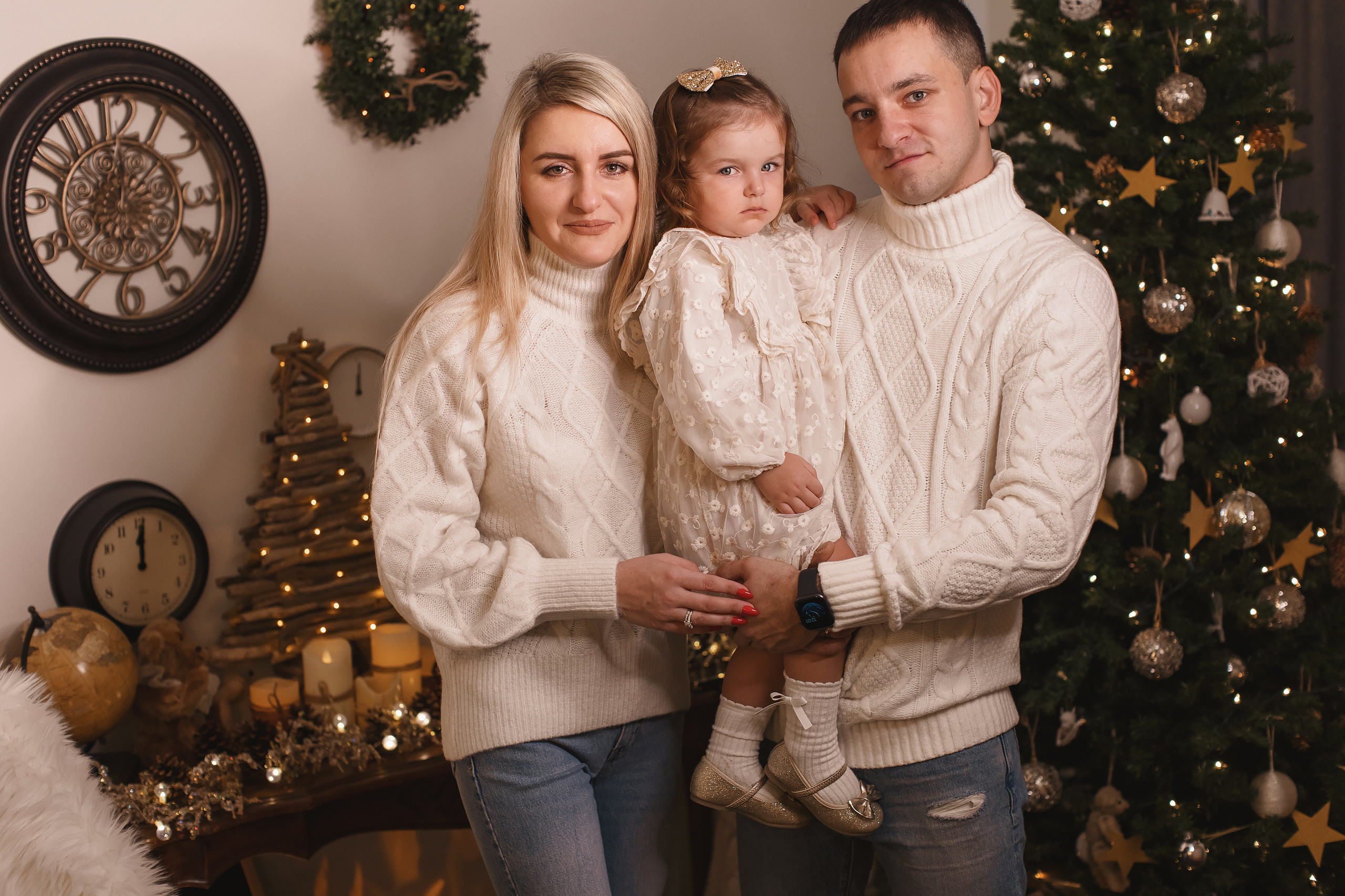 12.06.2020 Christmas Family Photoshoot 17. Wedding family event photographer in Chicago Nick Yushevich