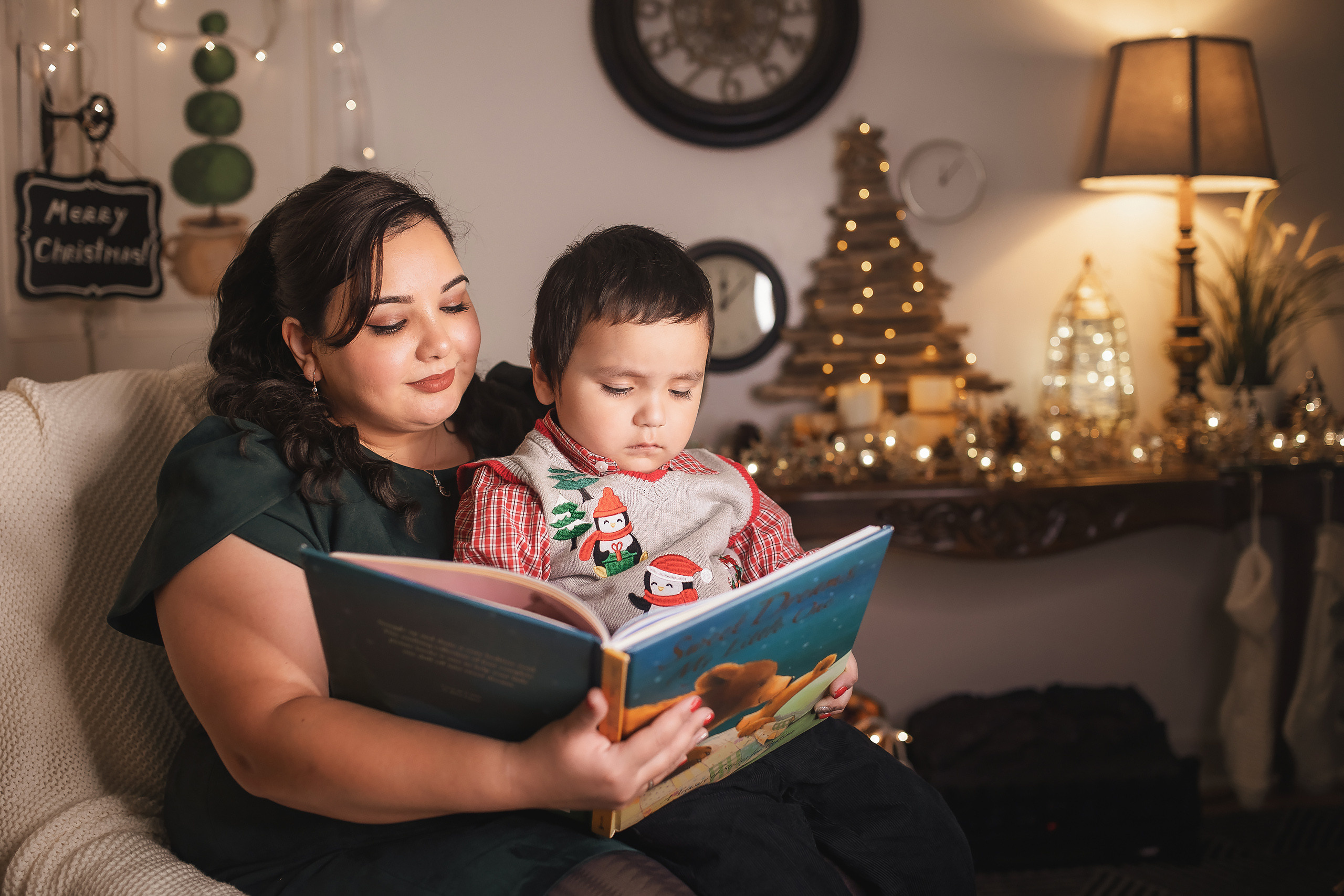 11.29.2020 Christmas Family Photoshoot 8. Wedding family event photographer in Chicago Nick Yushevich